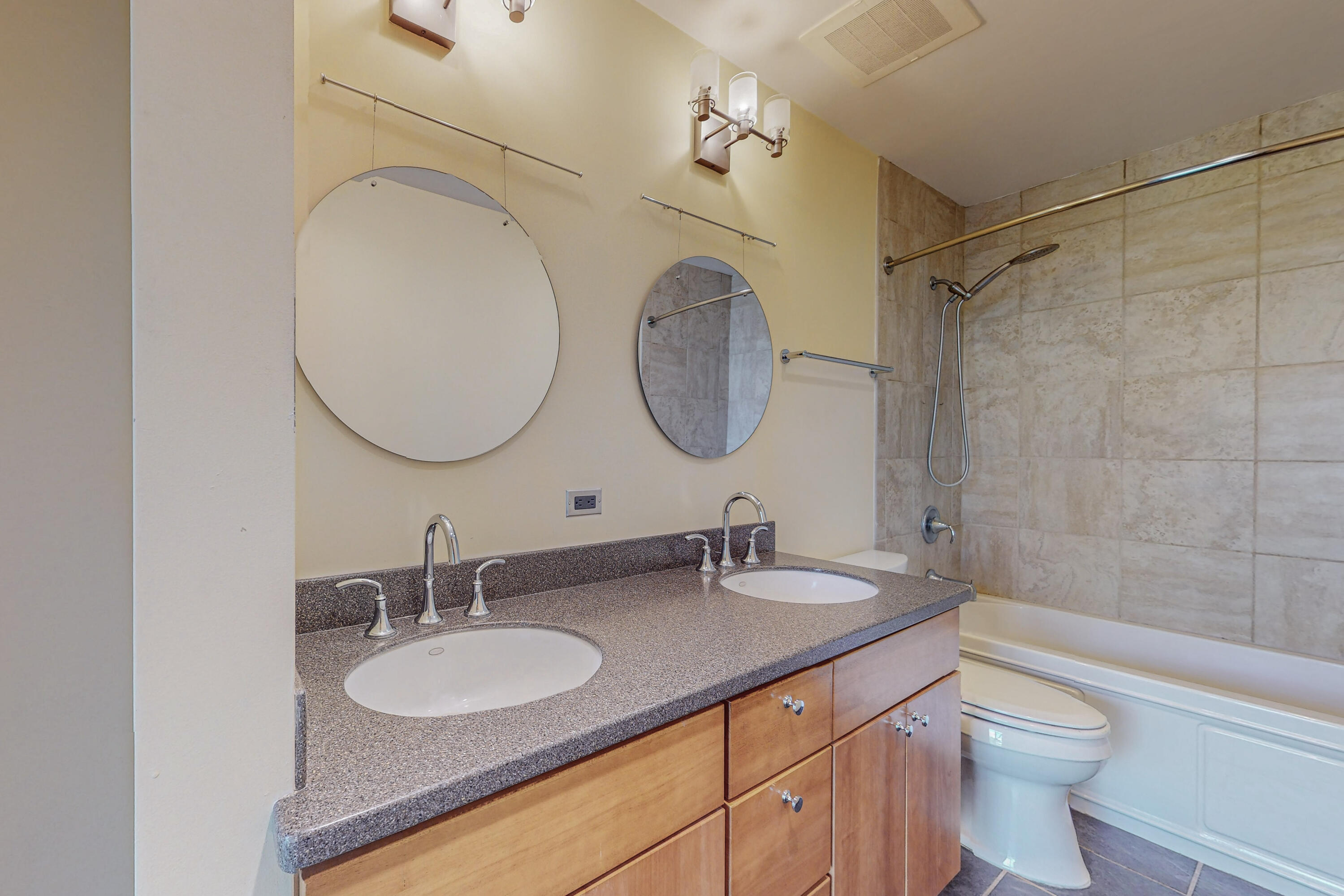 100 Gold Avenue SW Unit: 308