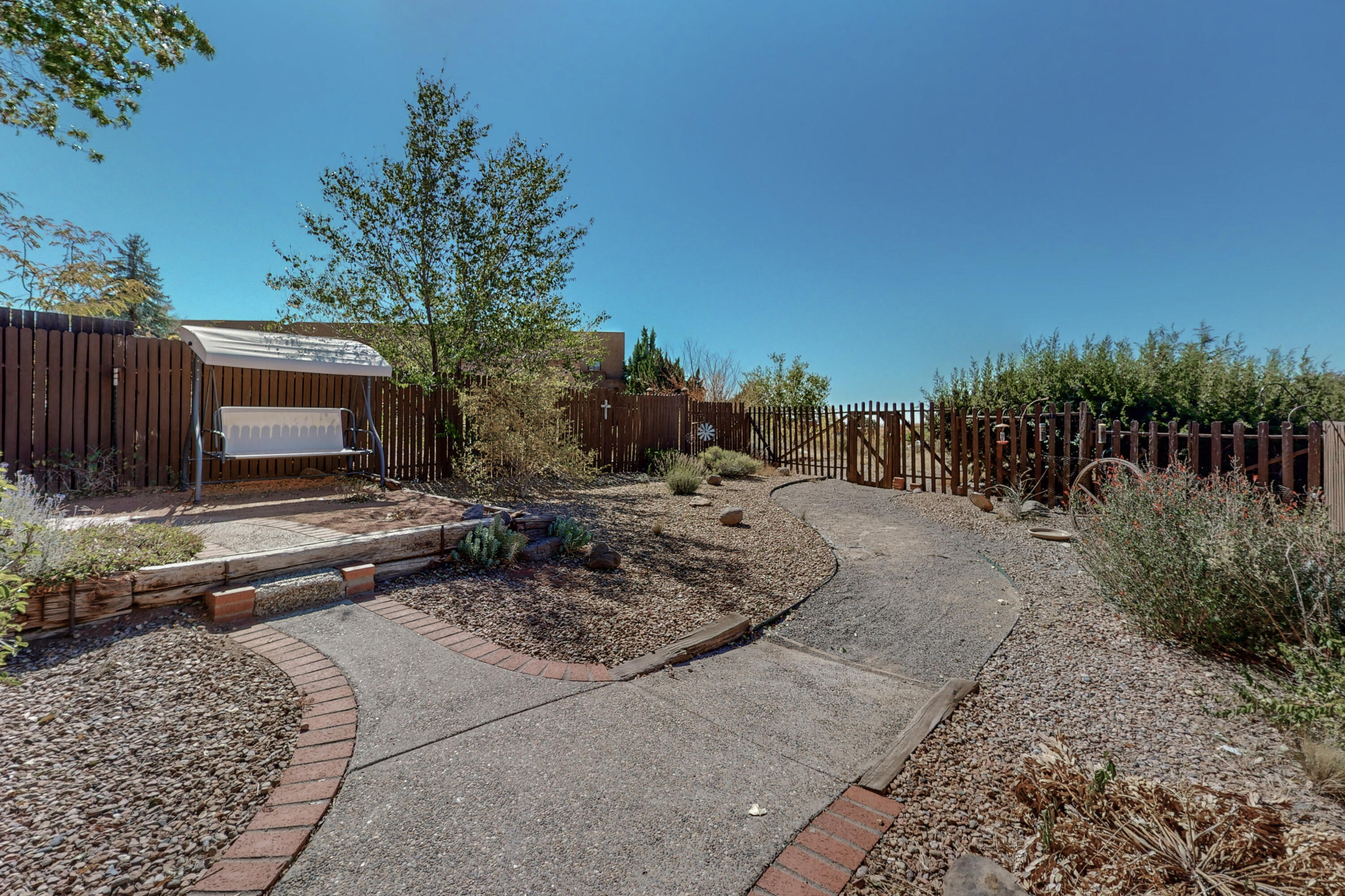 760 Tramway Lane NE Unit: 5
