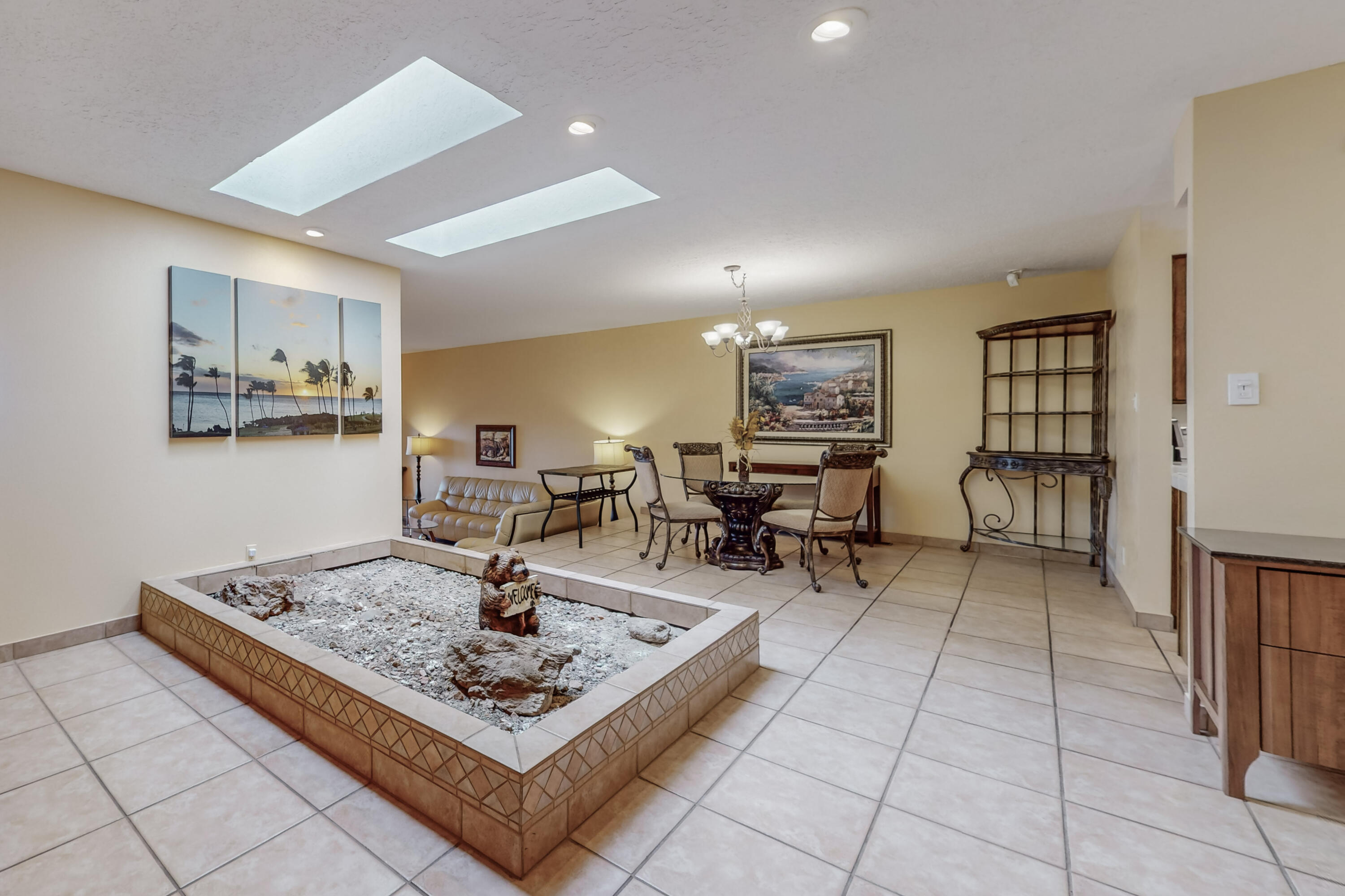 760 Tramway Lane NE Unit: 5