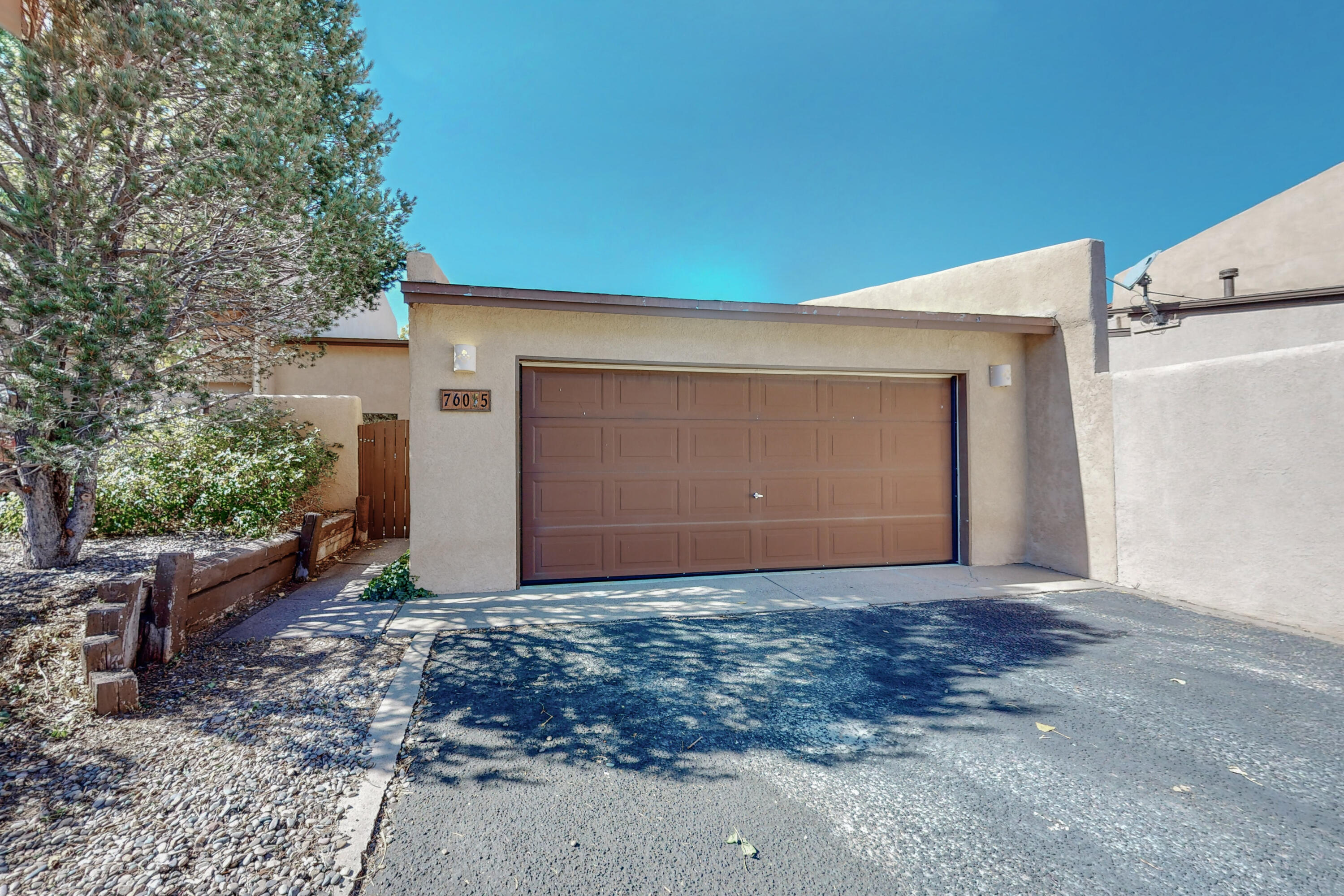 760 Tramway Lane NE Unit: 5