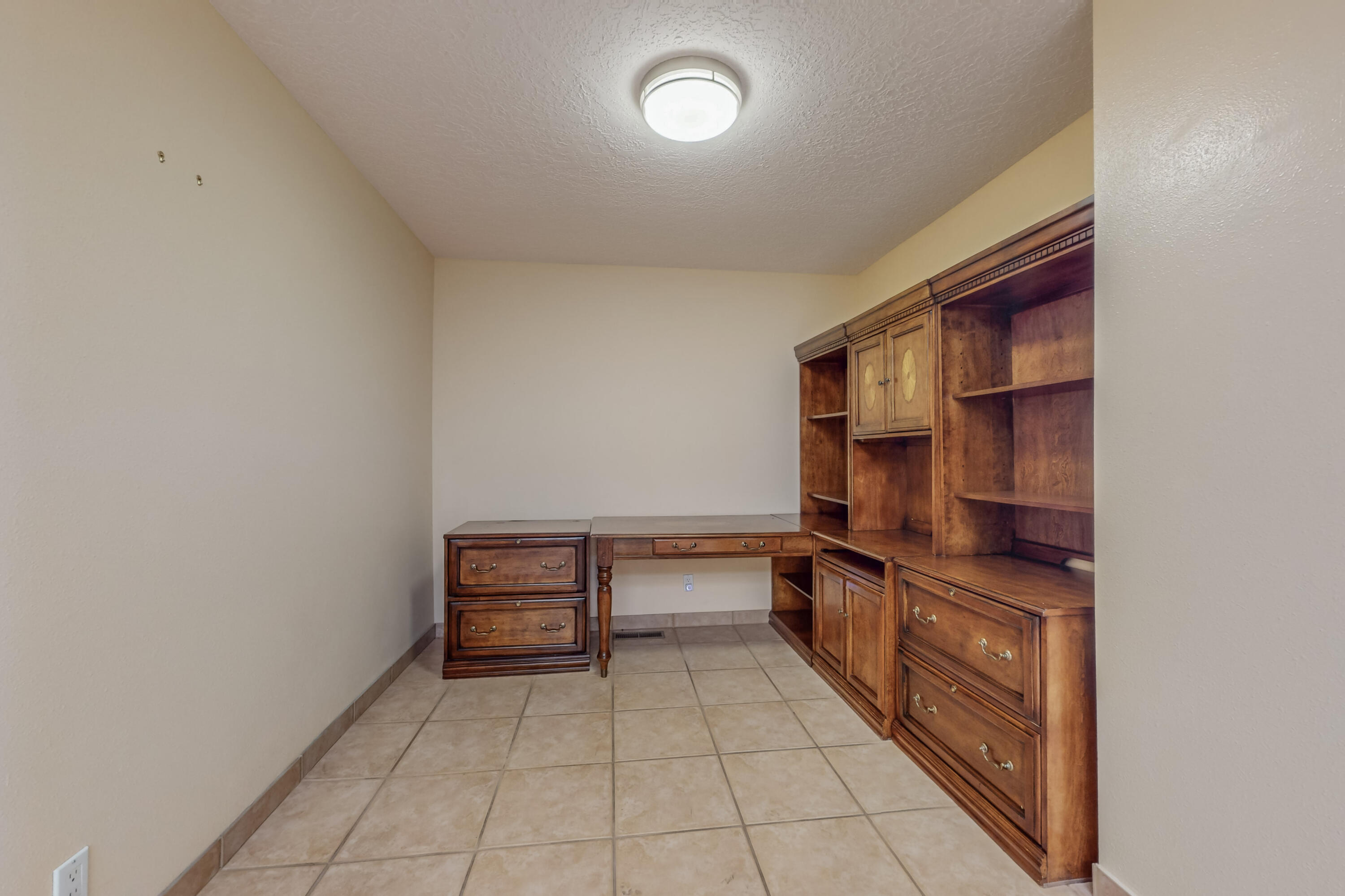760 Tramway Lane NE Unit: 5