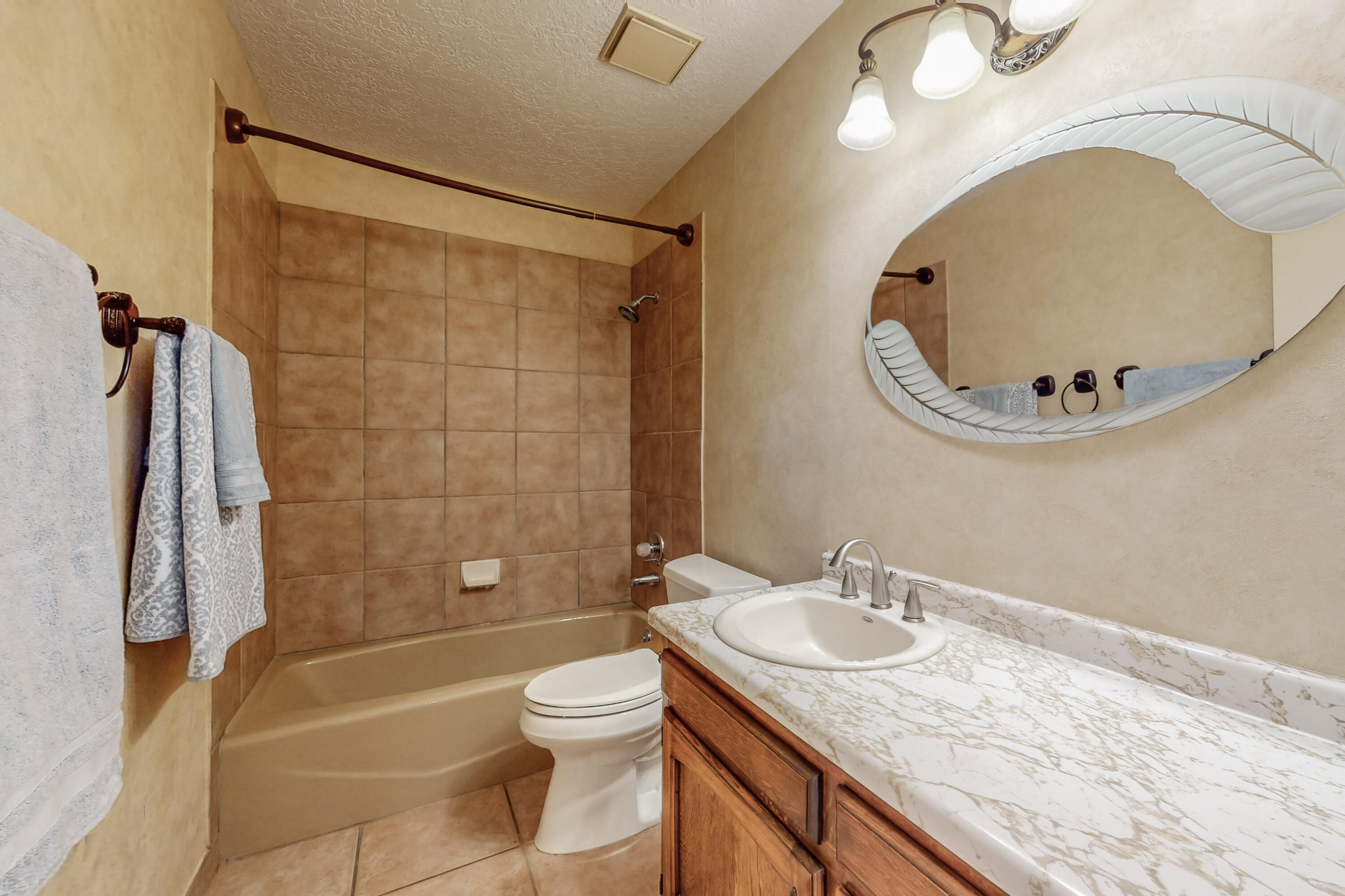 760 Tramway Lane NE Unit: 5