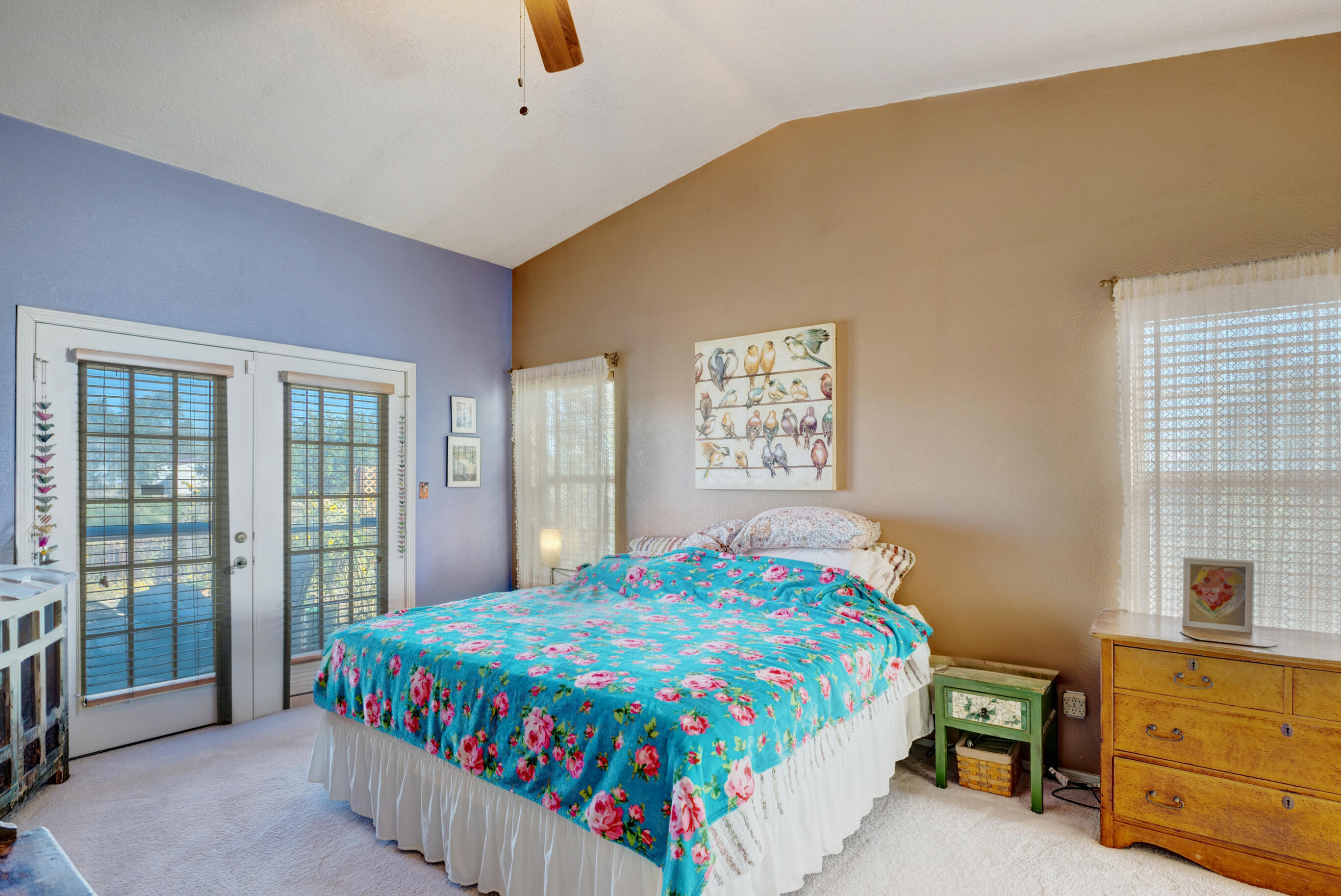 2 Hale Court