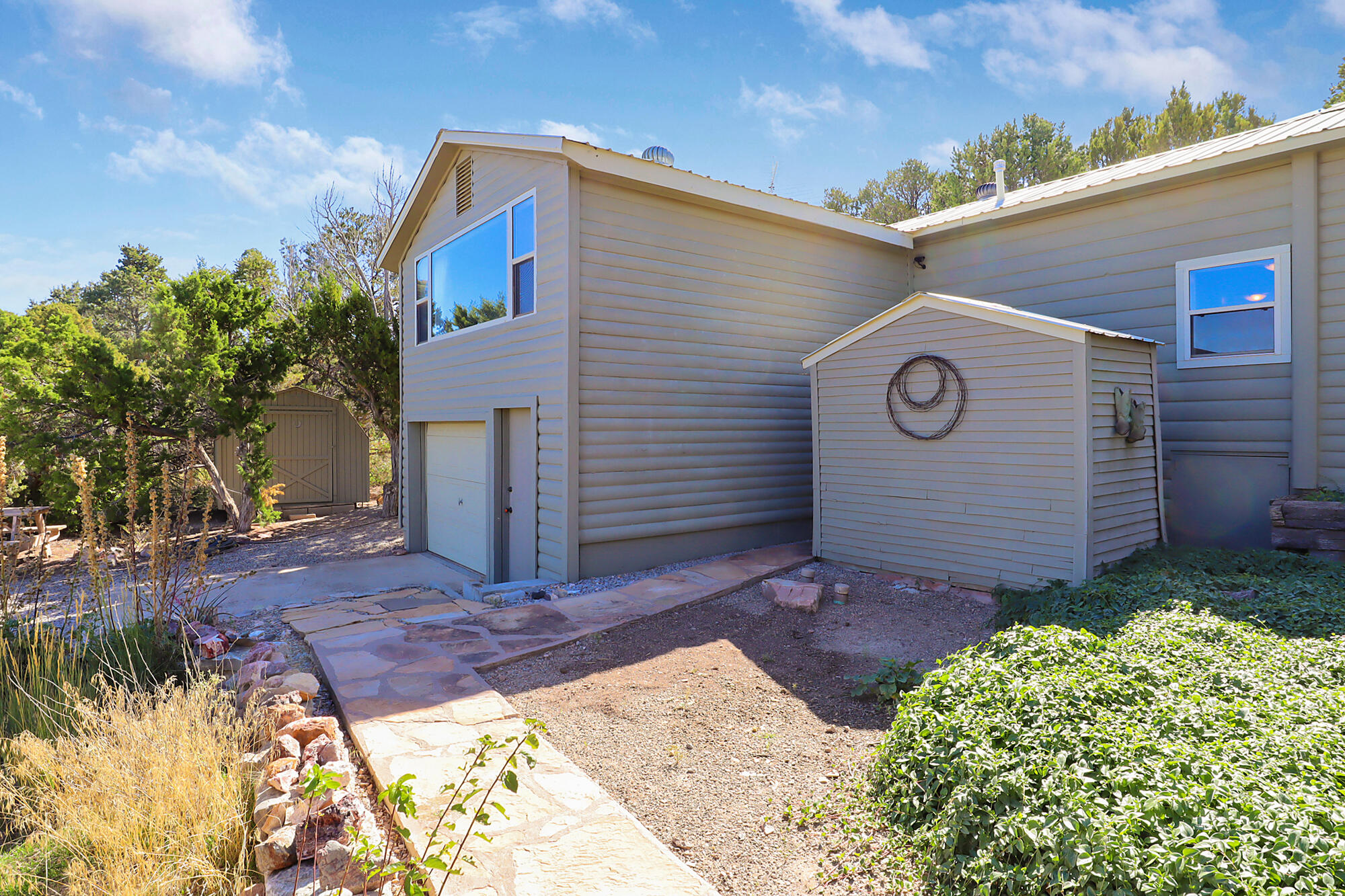 17 Lucas Road