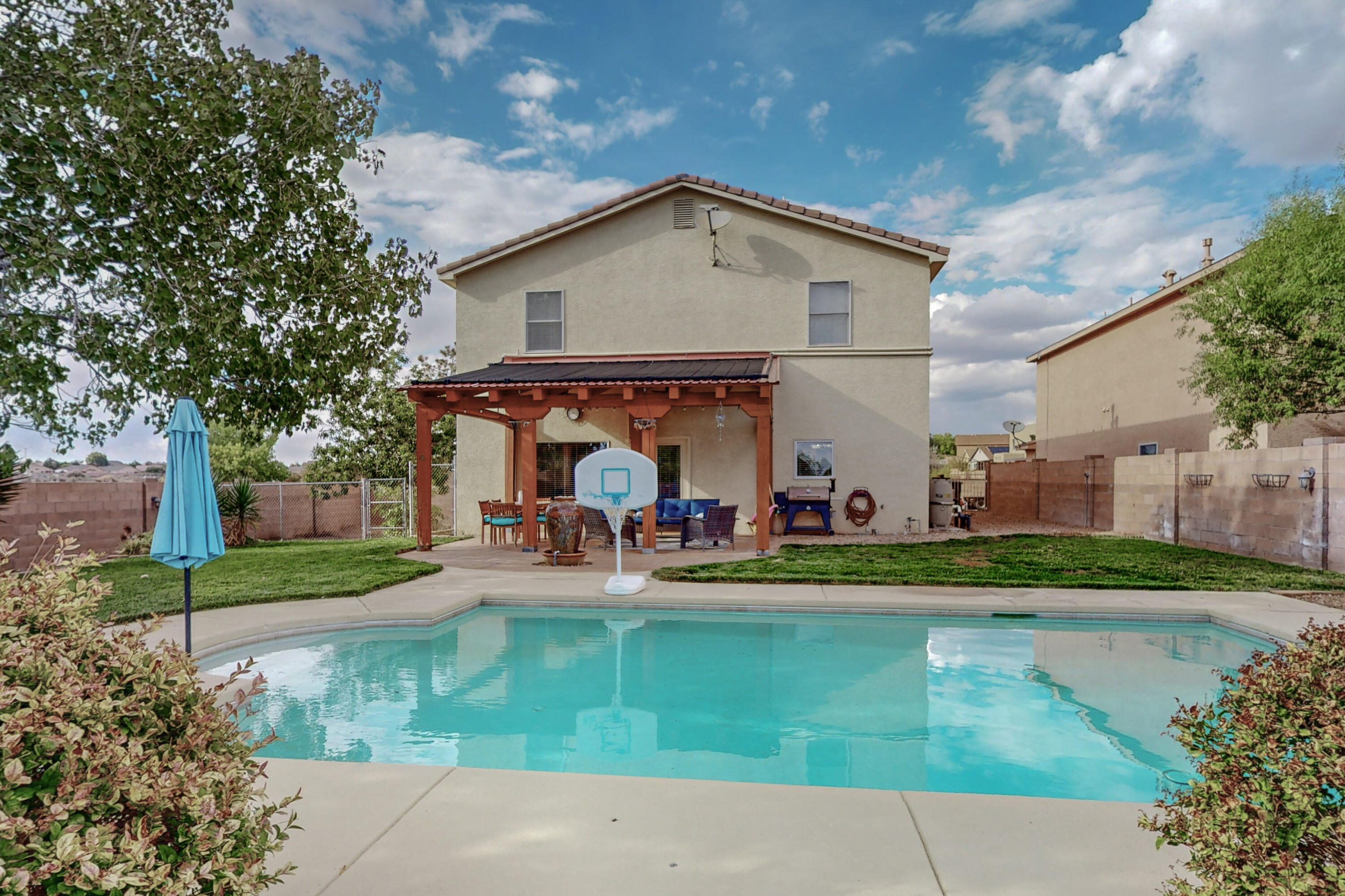 3200 San Ildefonso Loop NE