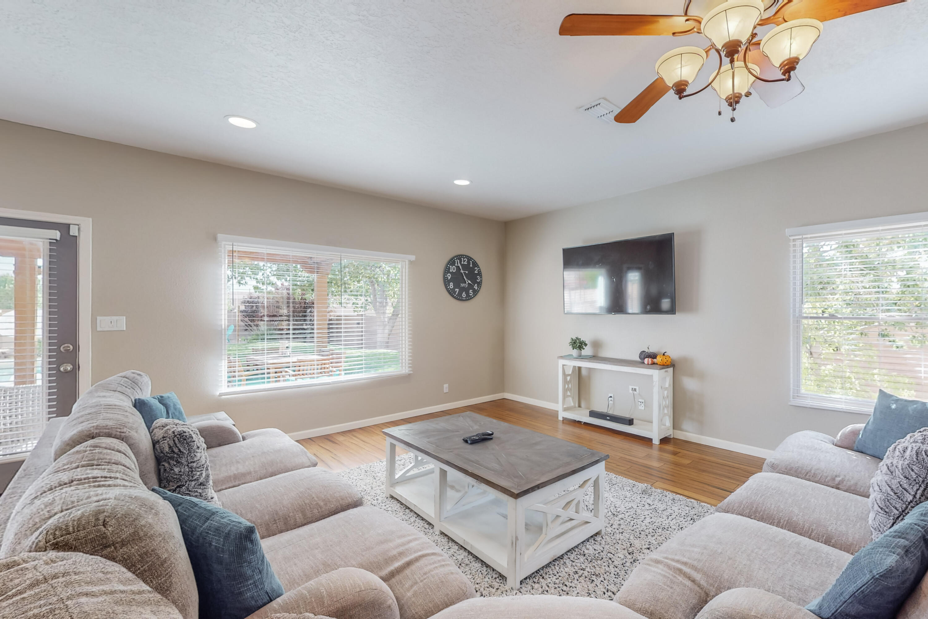 3200 San Ildefonso Loop NE