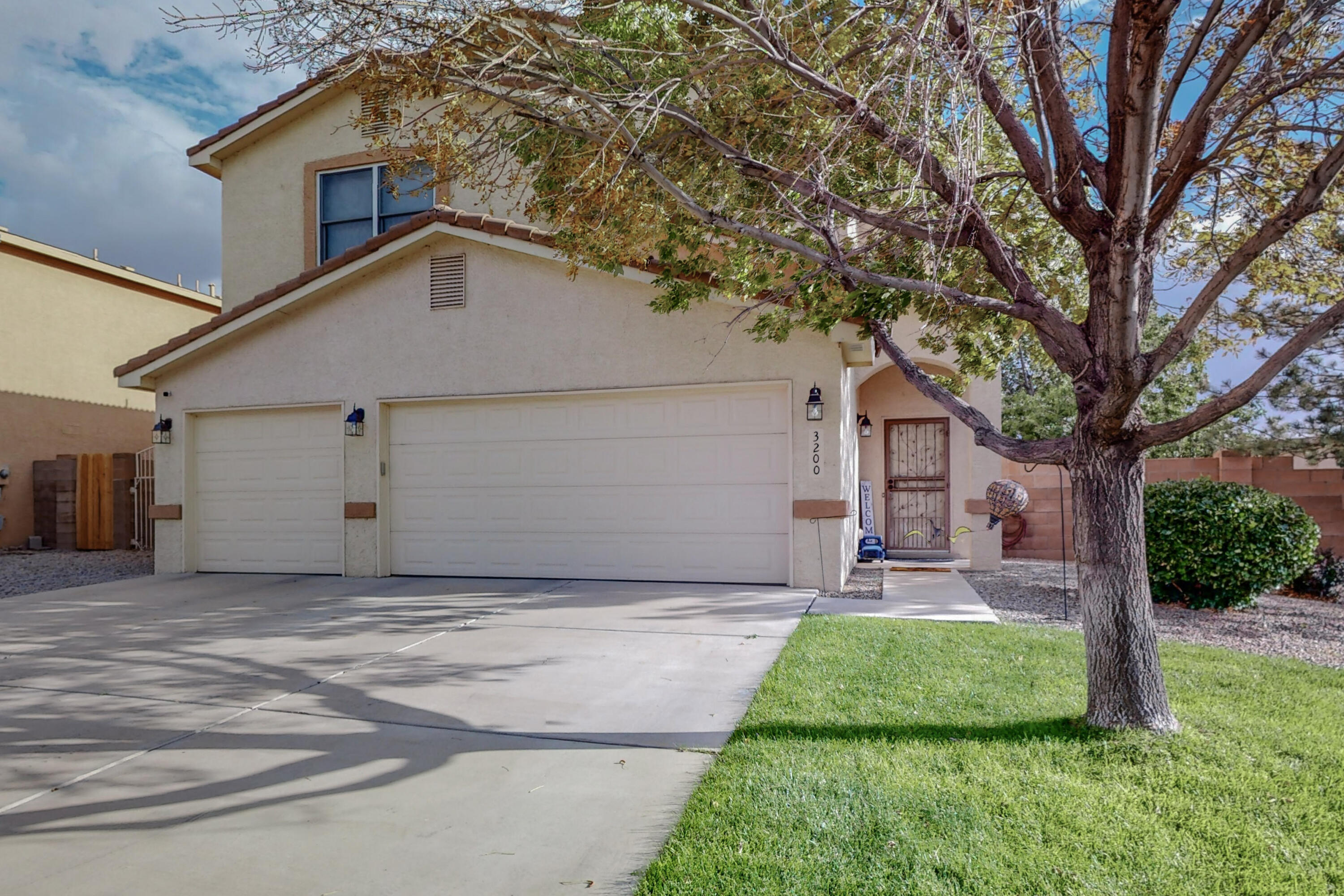 3200 San Ildefonso Loop NE