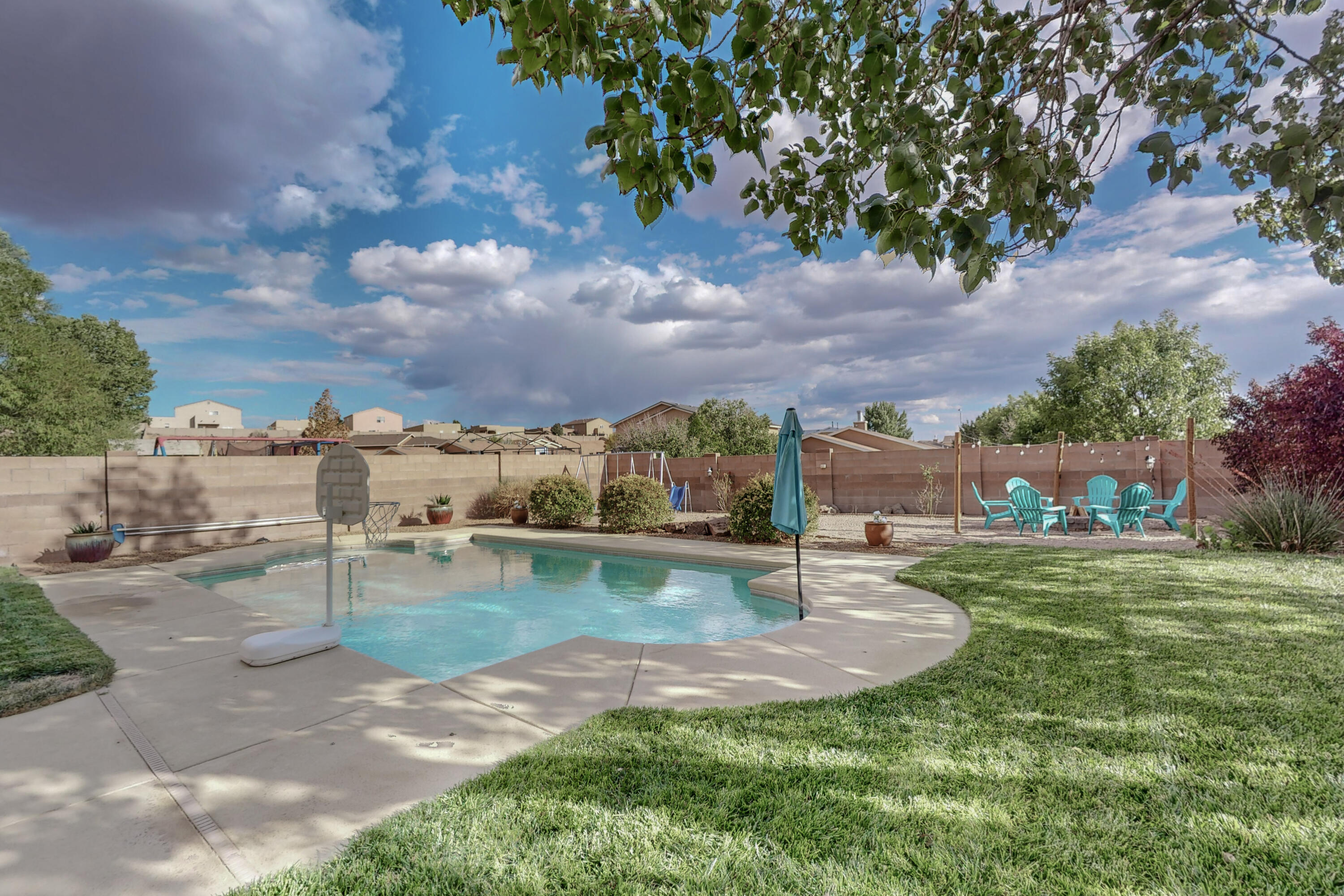 3200 San Ildefonso Loop NE