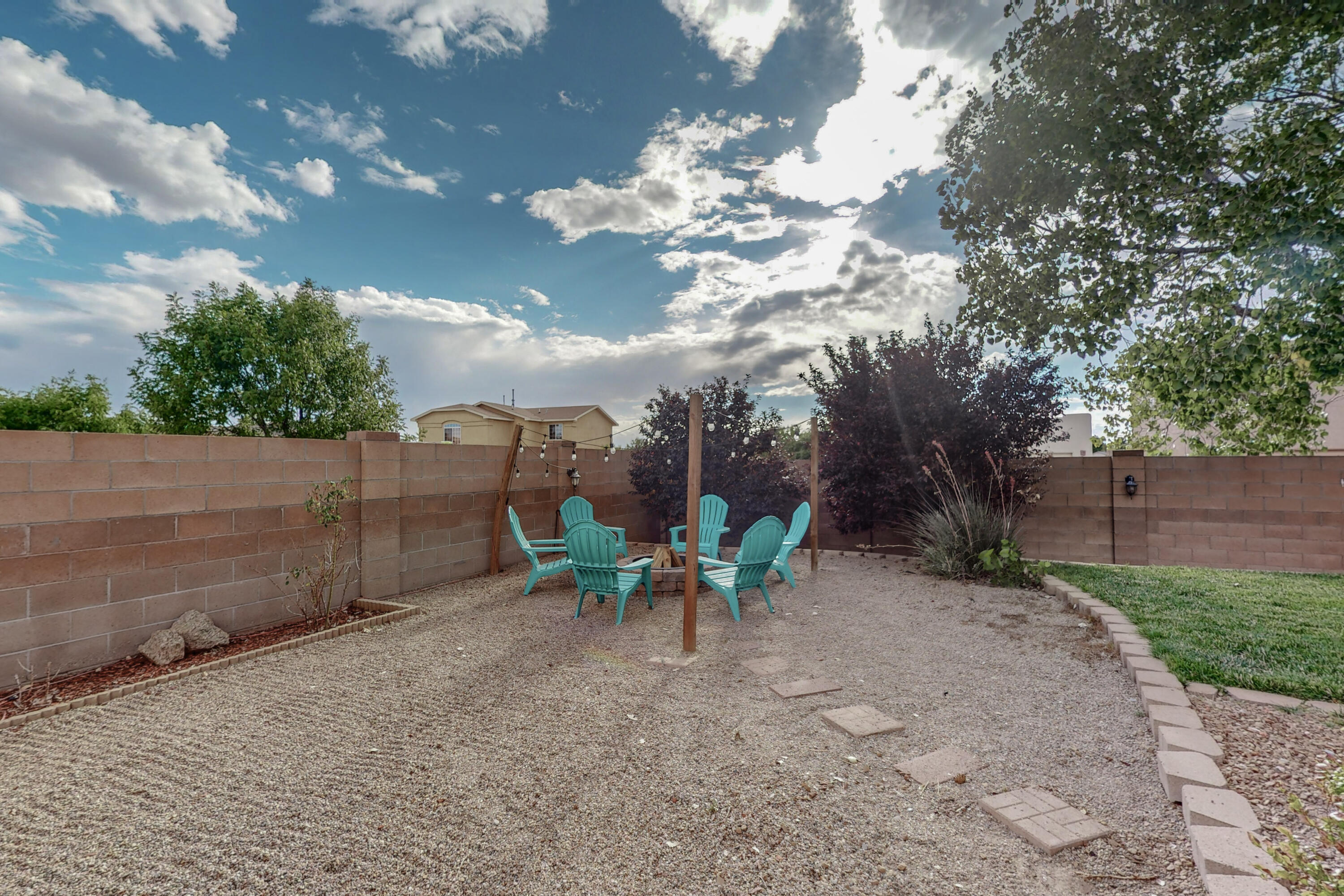 3200 San Ildefonso Loop NE