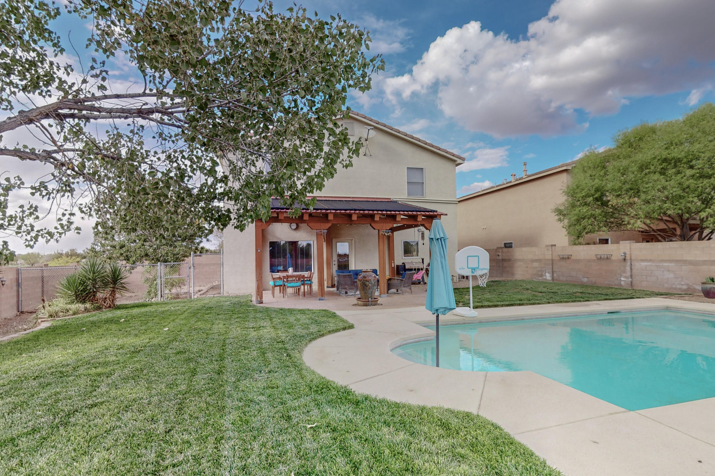 3200 San Ildefonso Loop NE