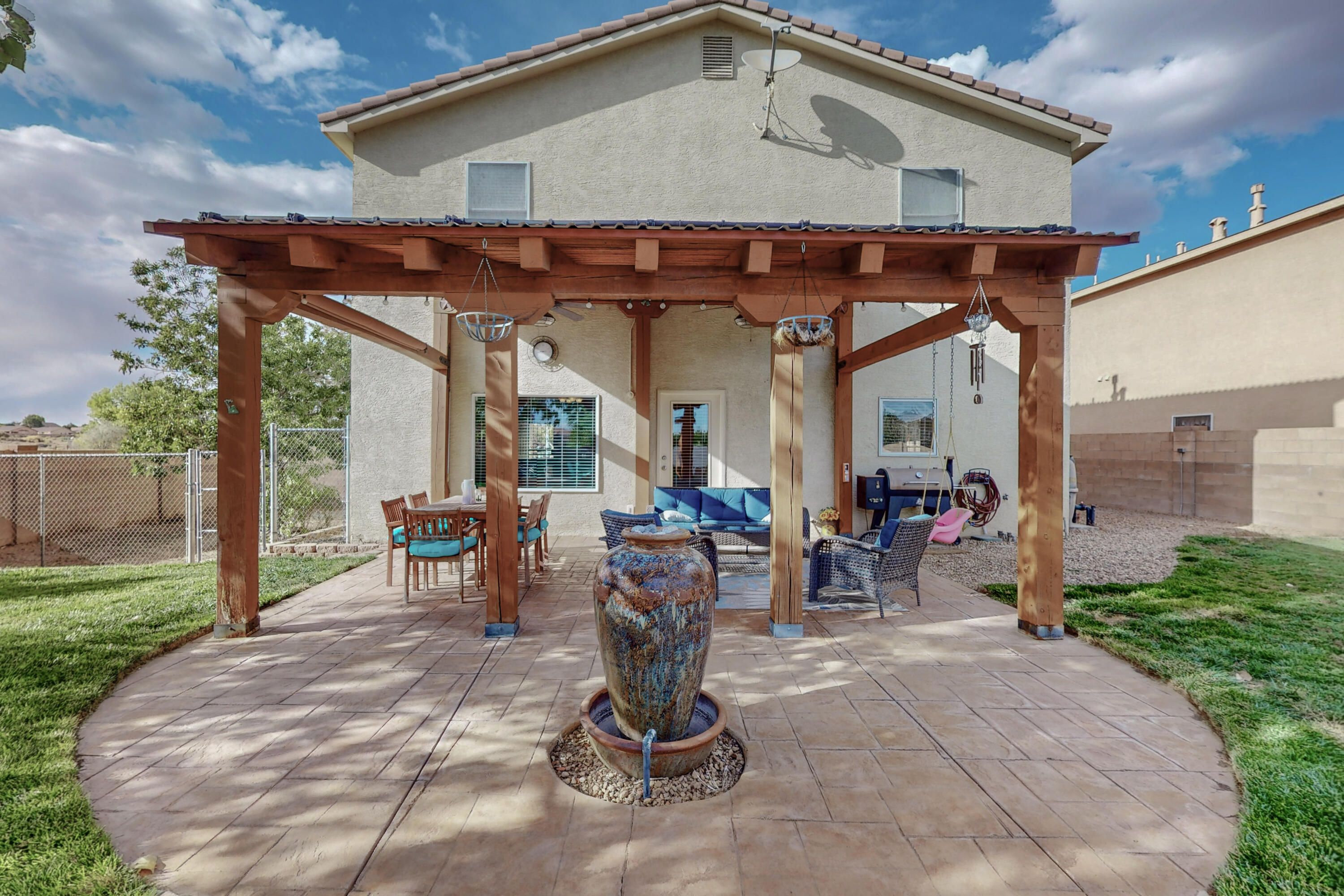 3200 San Ildefonso Loop NE