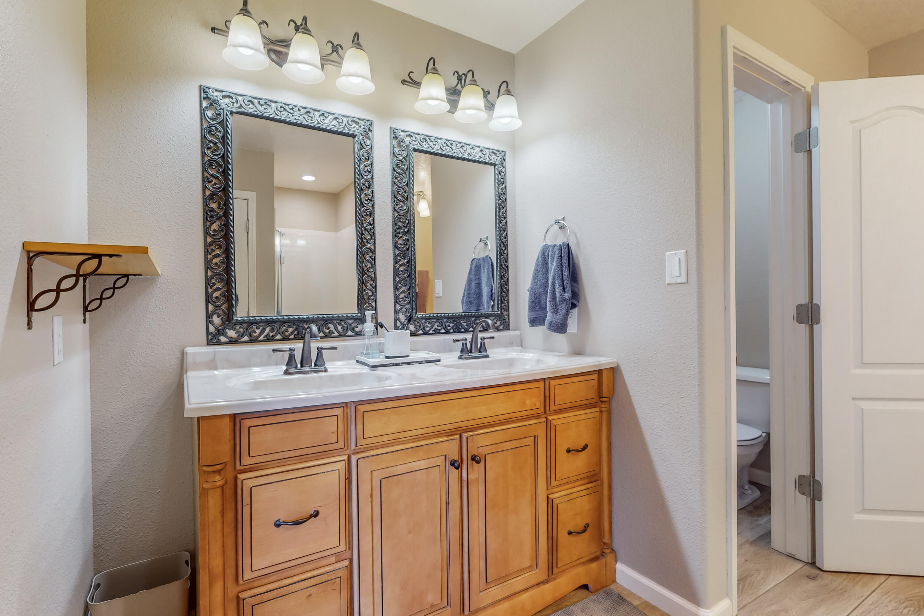 3200 San Ildefonso Loop NE