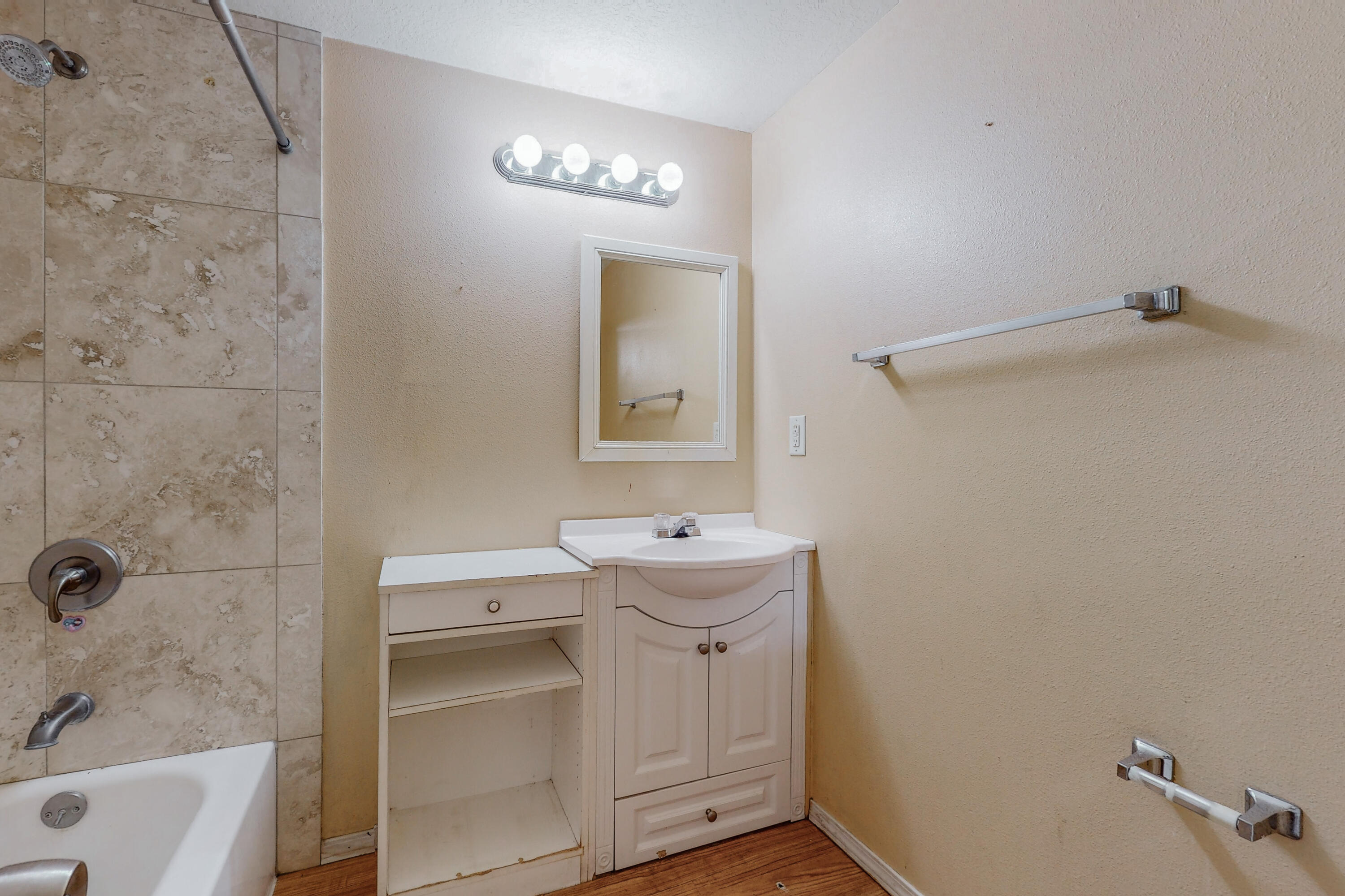 61 #C Feather Road