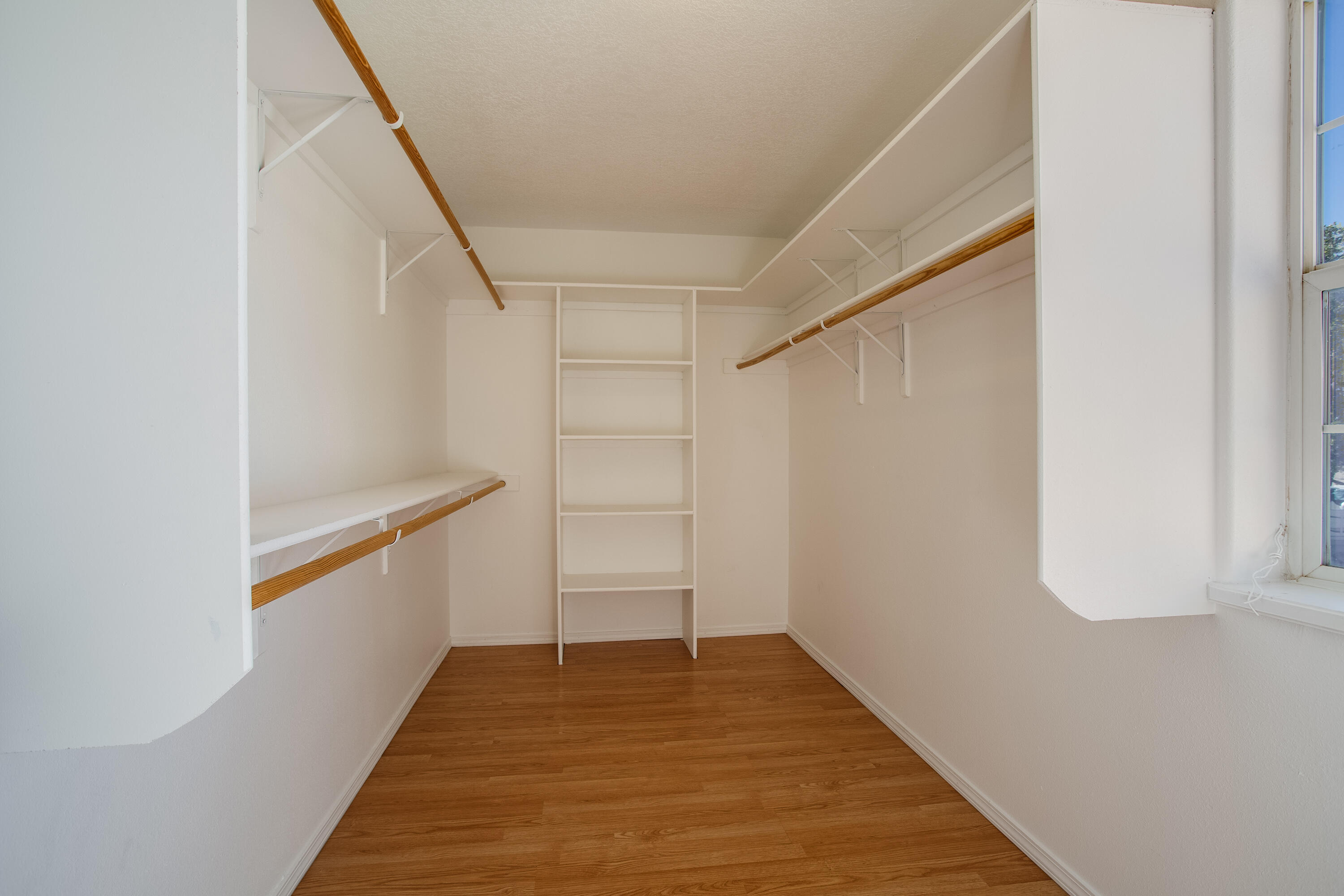 1114 Villa Road SE