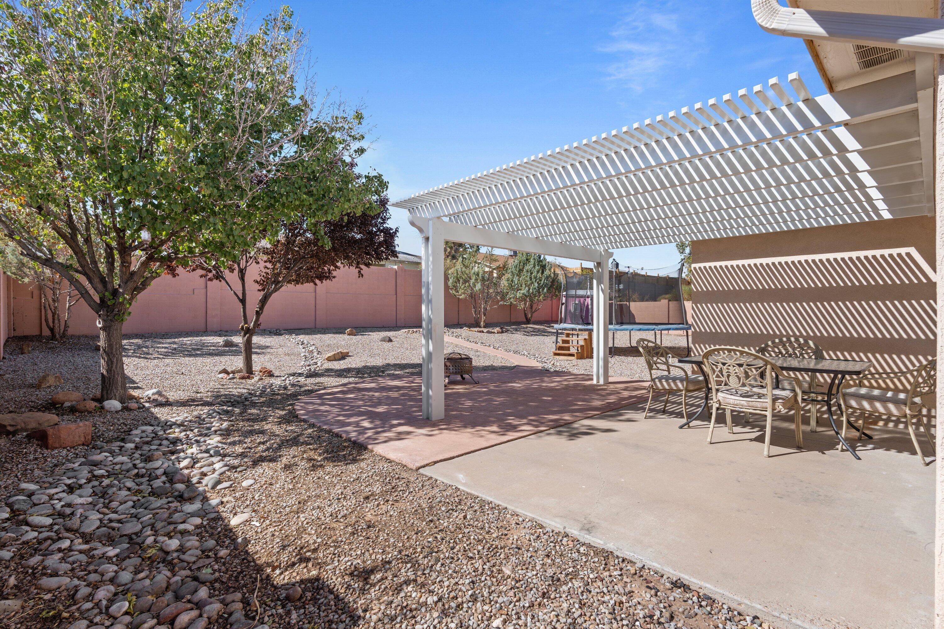 4917 Hayworth Hills Drive NE