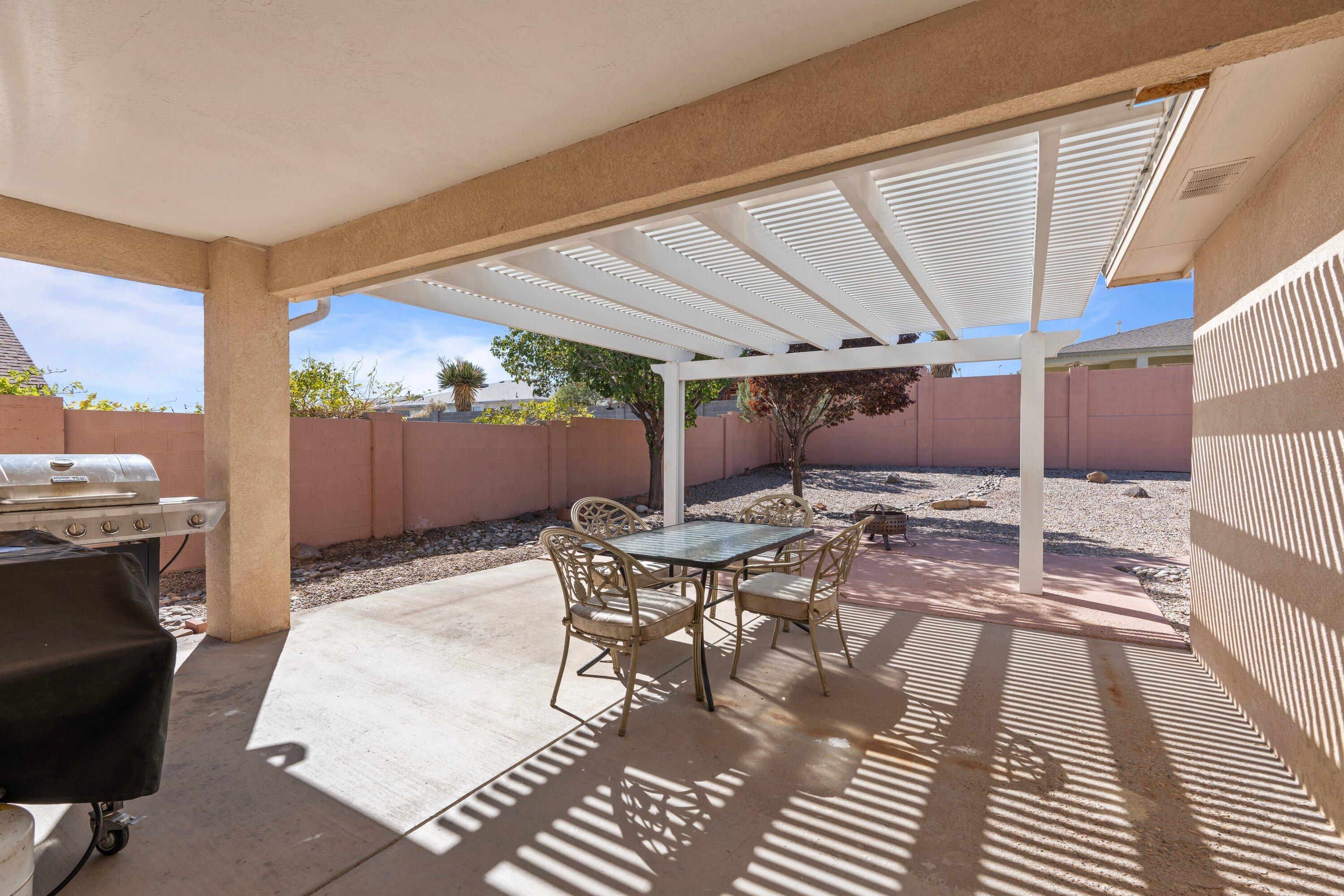 4917 Hayworth Hills Drive NE