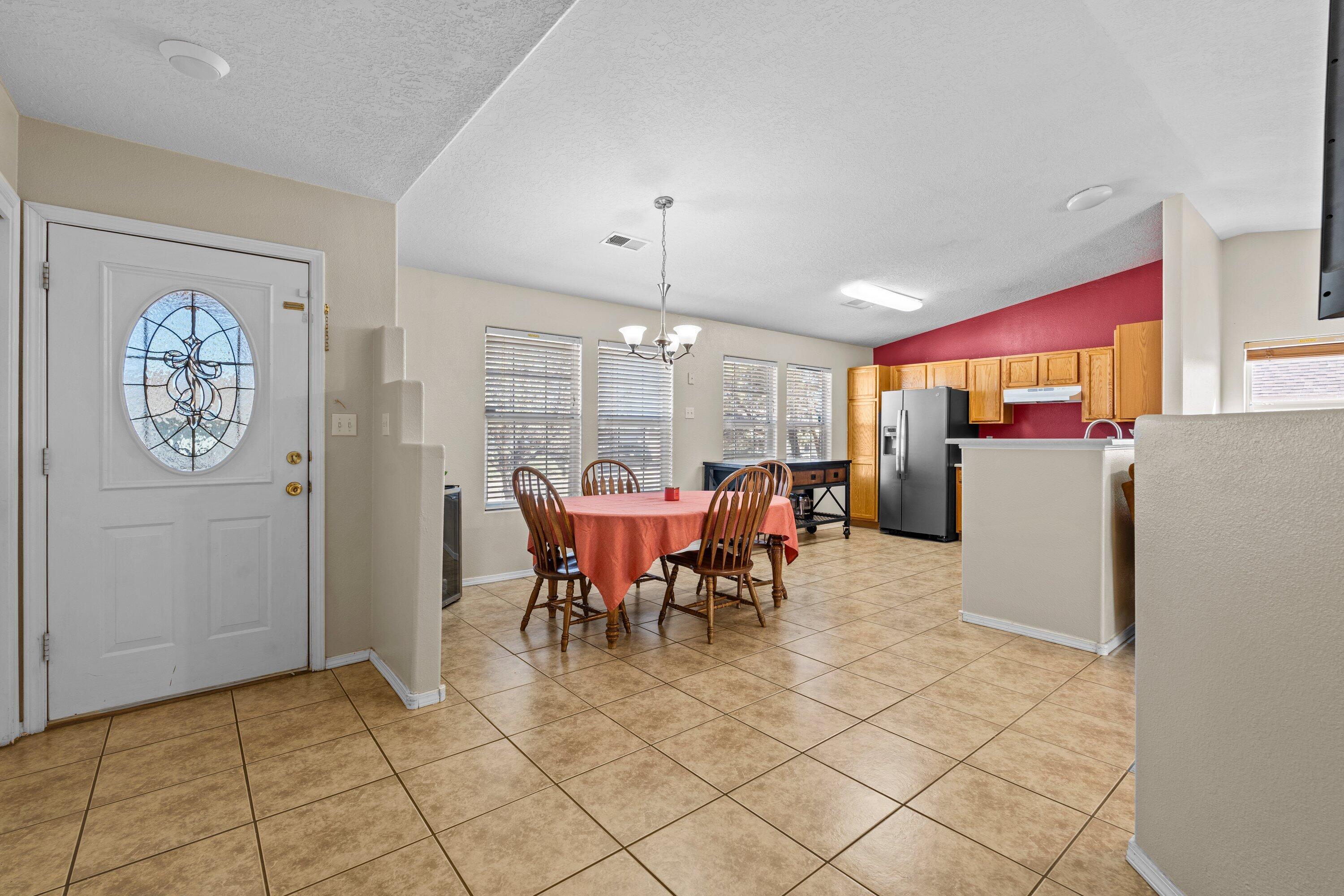 4917 Hayworth Hills Drive NE