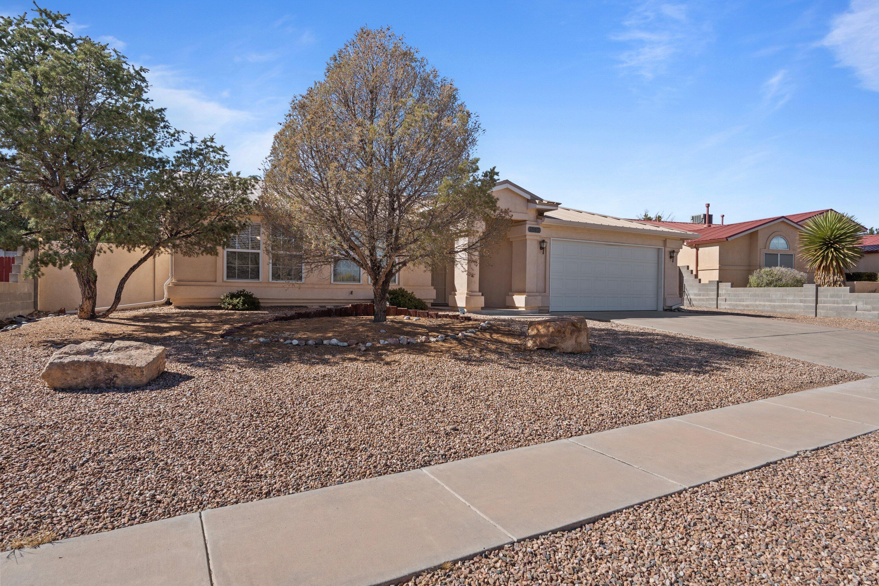 4917 Hayworth Hills Drive NE