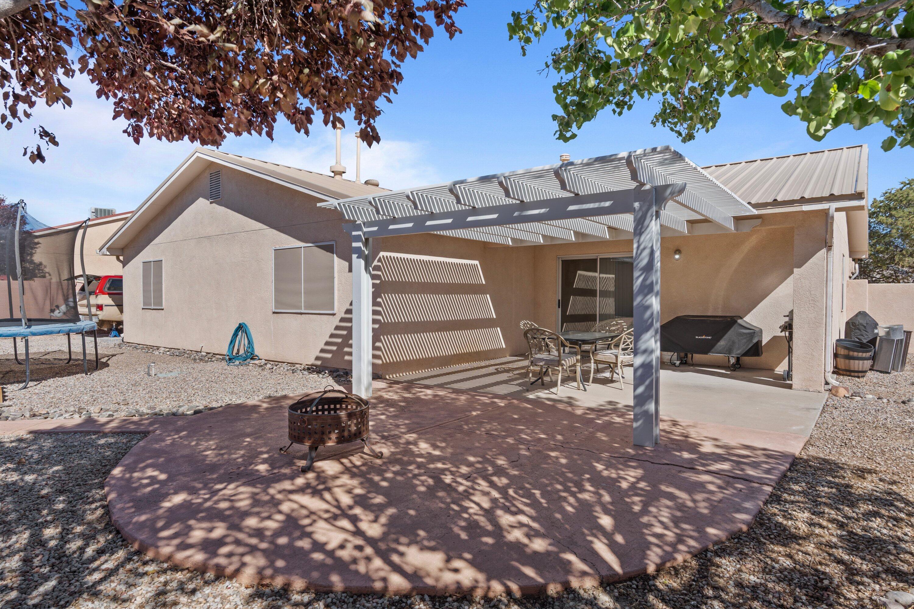 4917 Hayworth Hills Drive NE