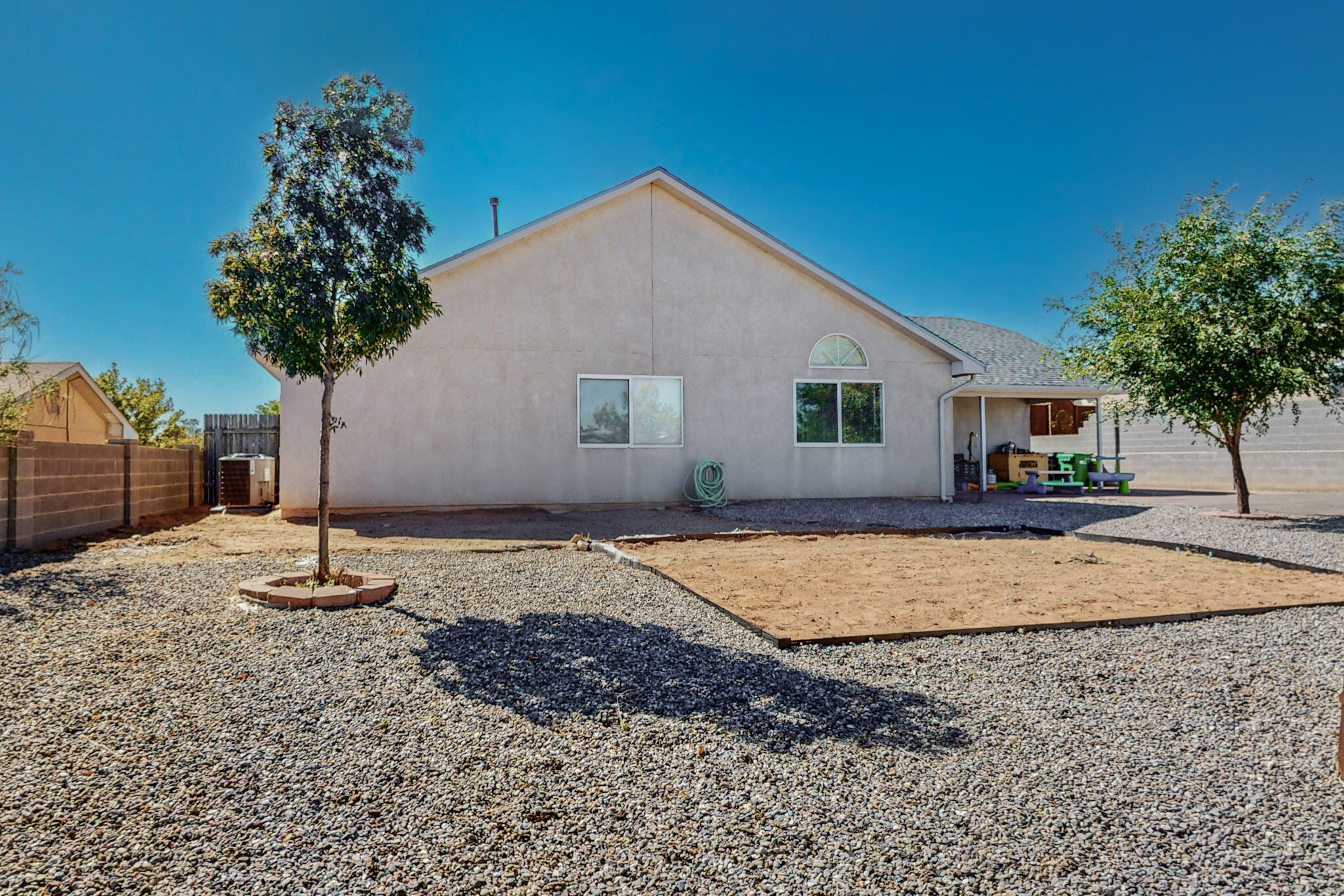 6961 Albany Hills Drive NE