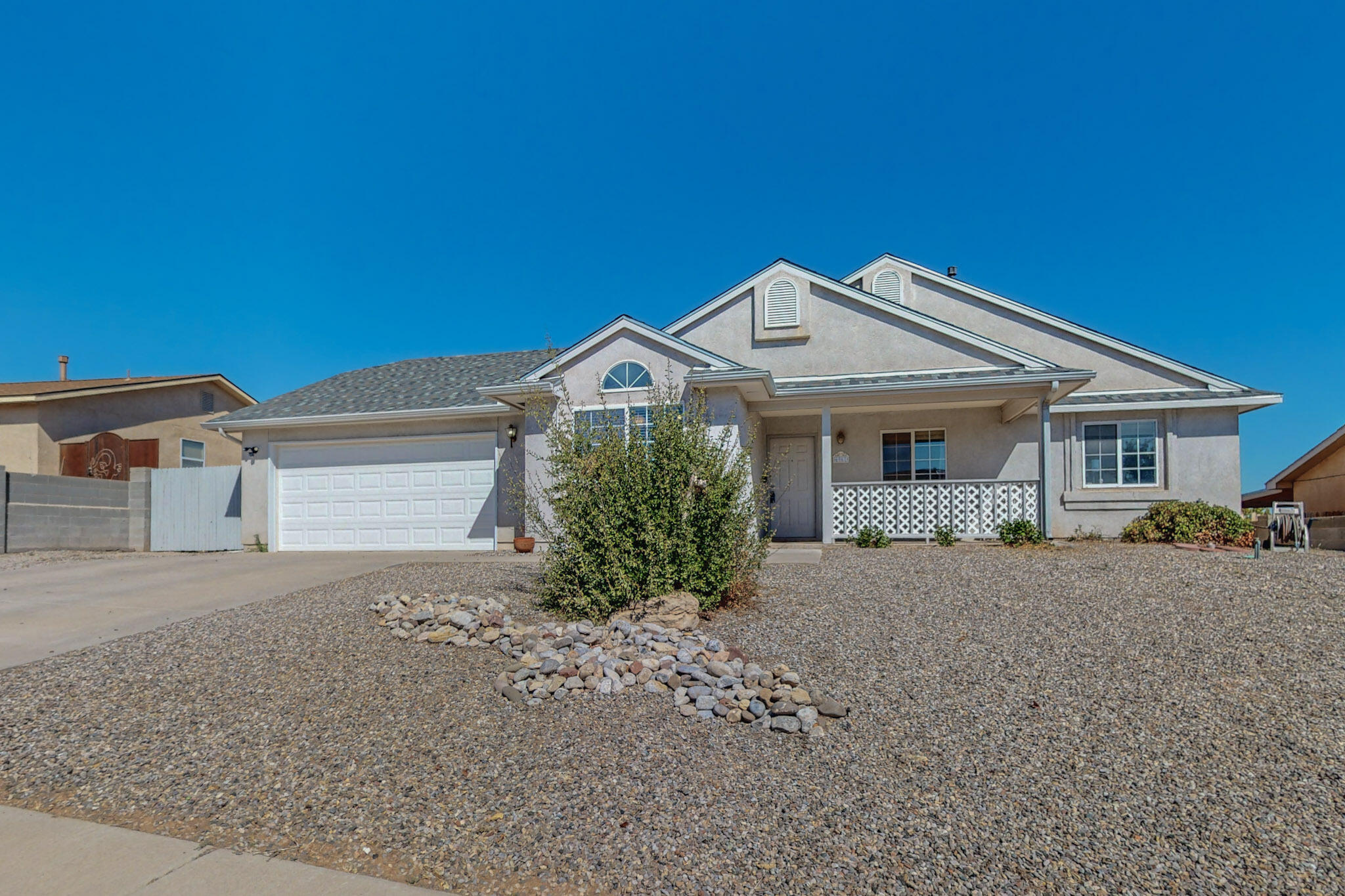 6961 Albany Hills Drive NE