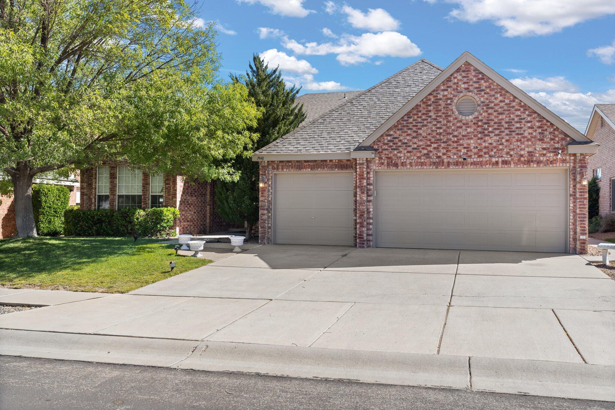 7448 Longview Drive NW