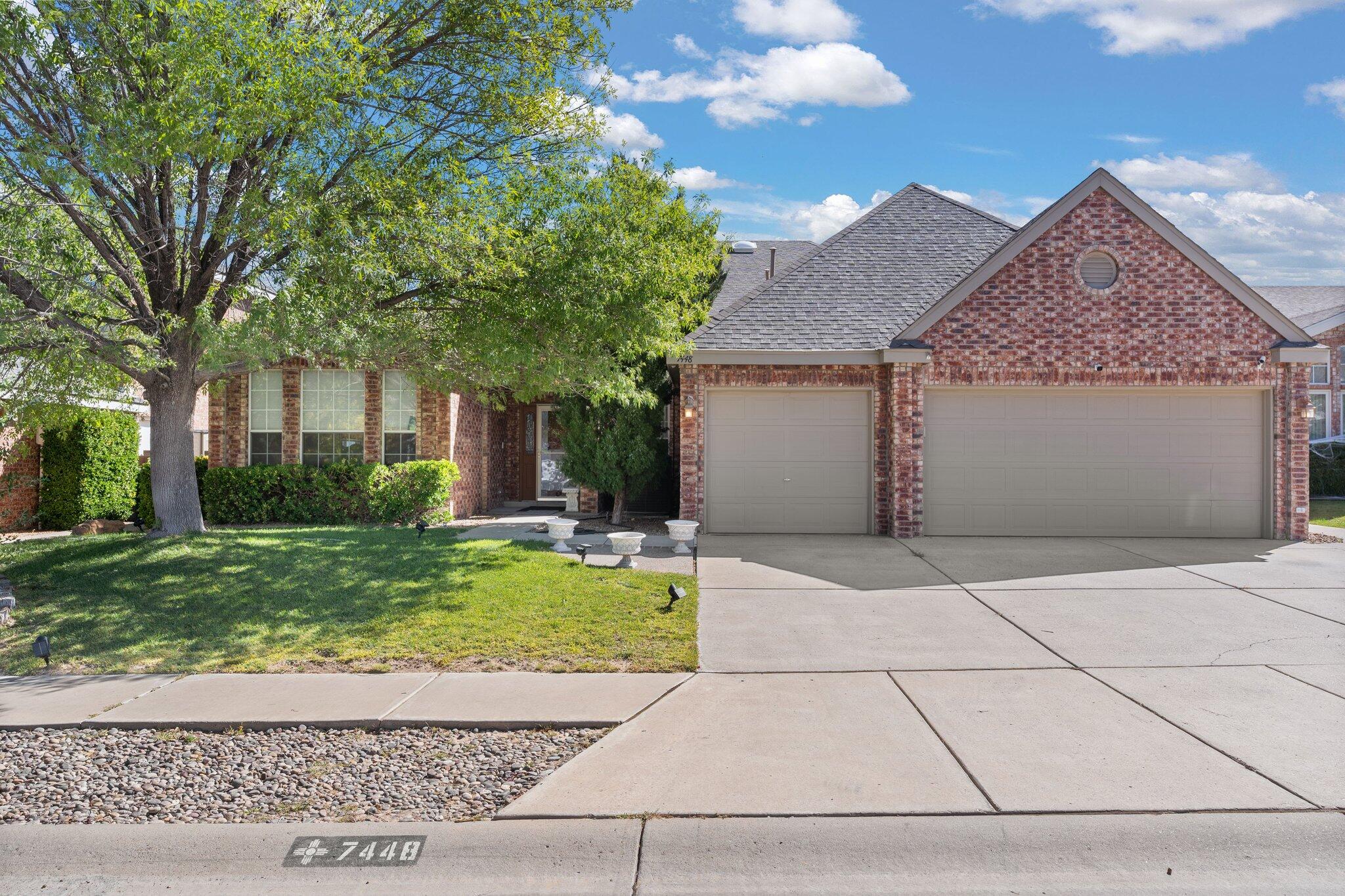 7448 Longview Drive NW