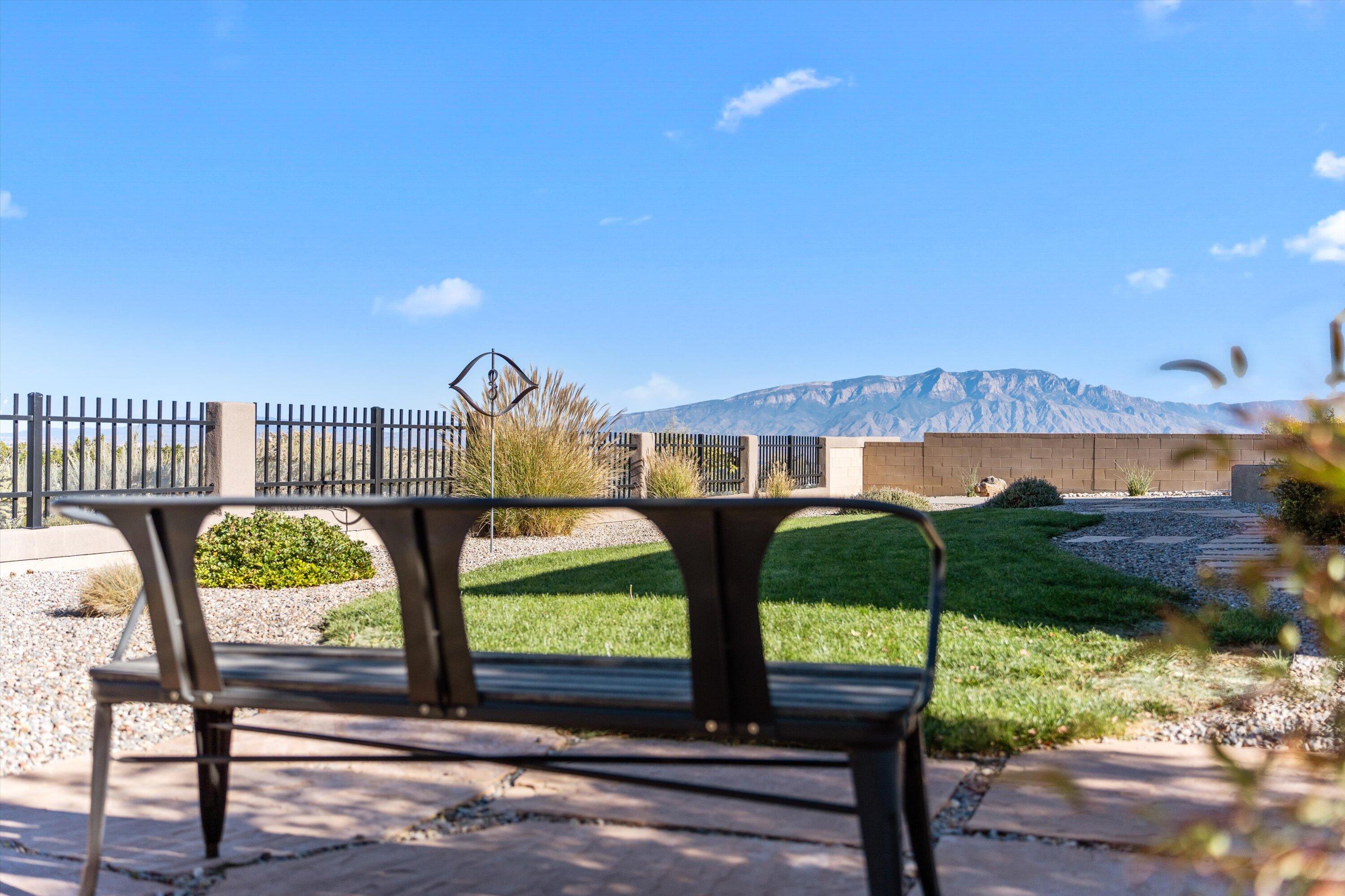 2409 Desert View Road NE