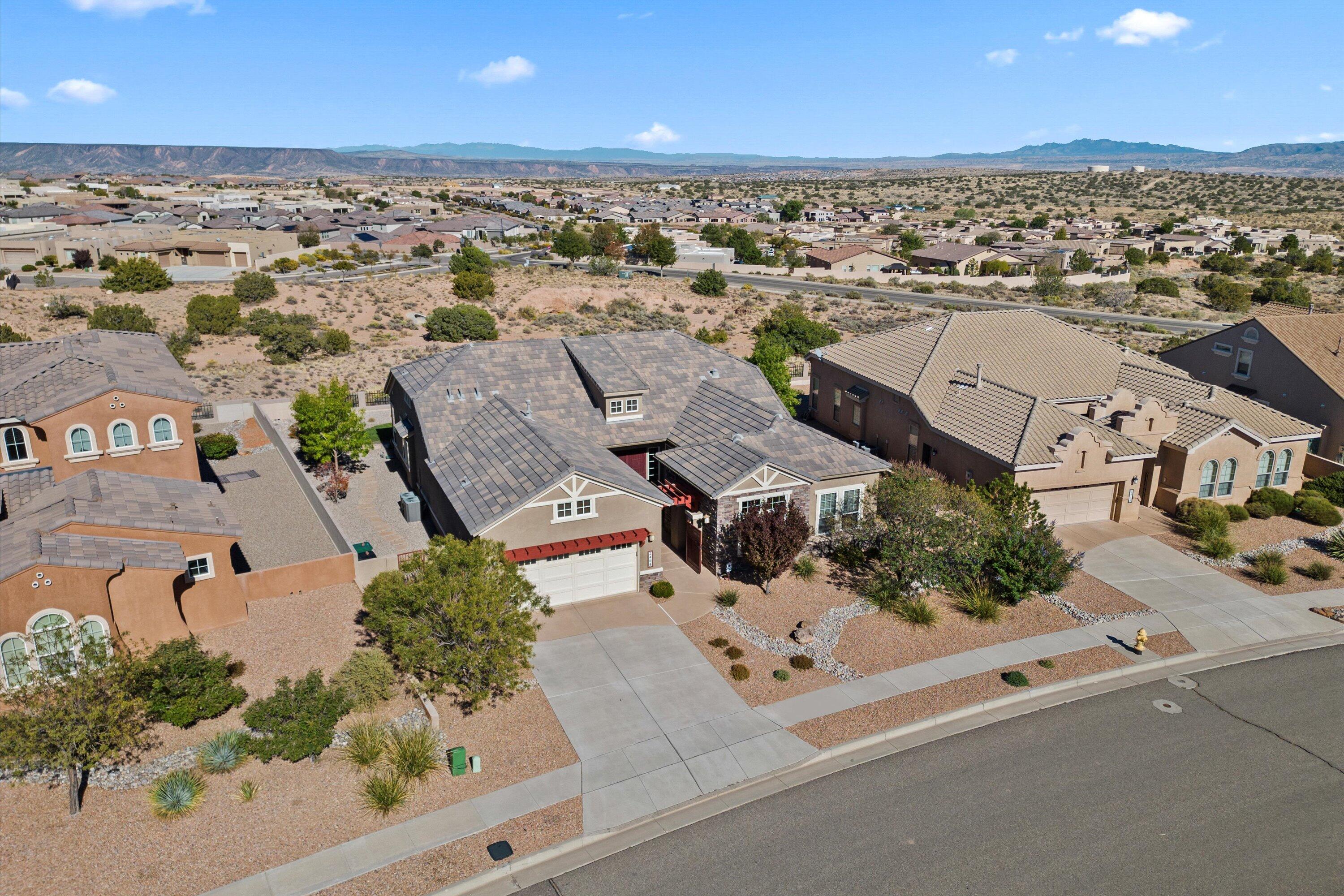 2409 Desert View Road NE