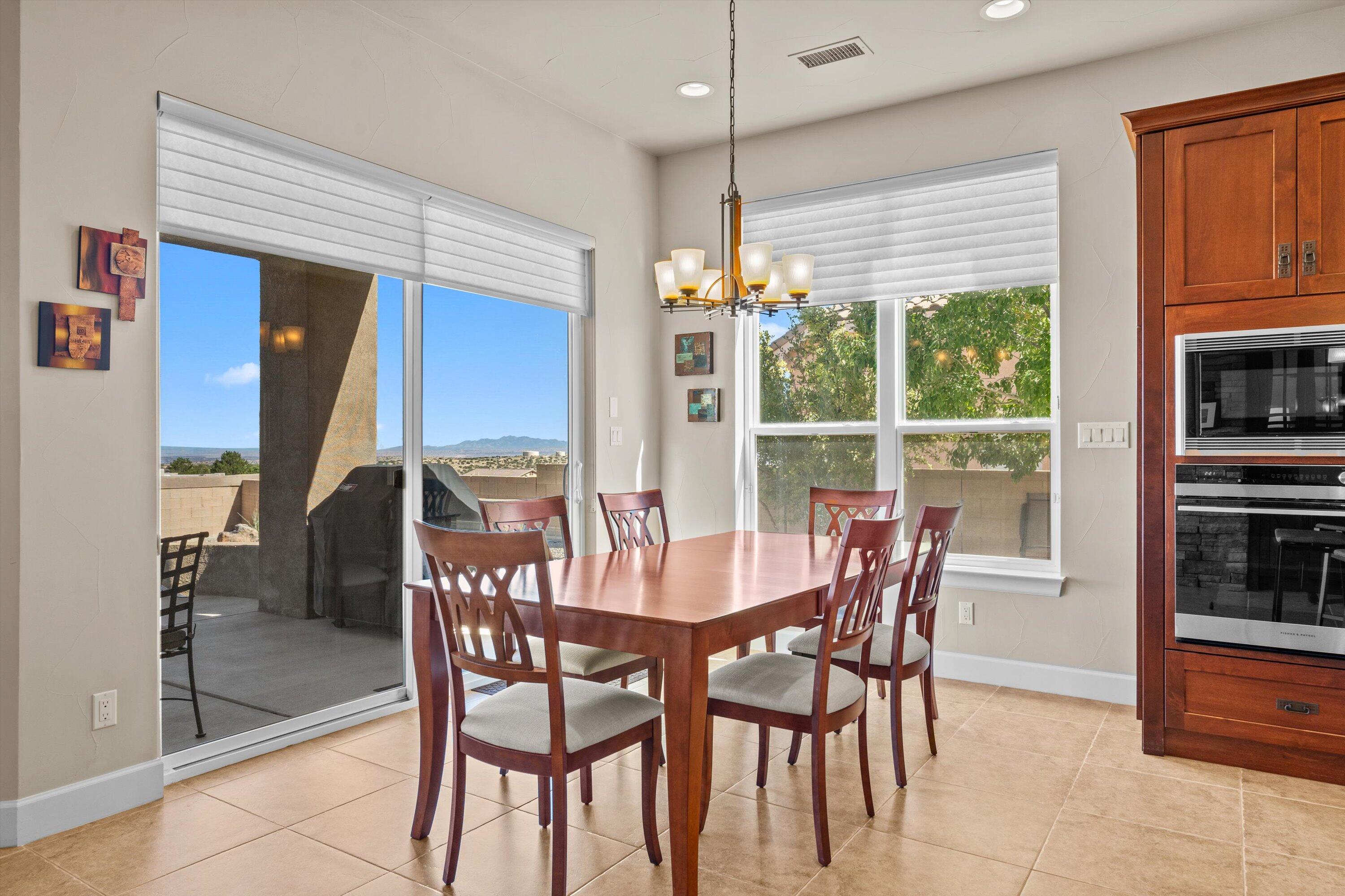 2409 Desert View Road NE