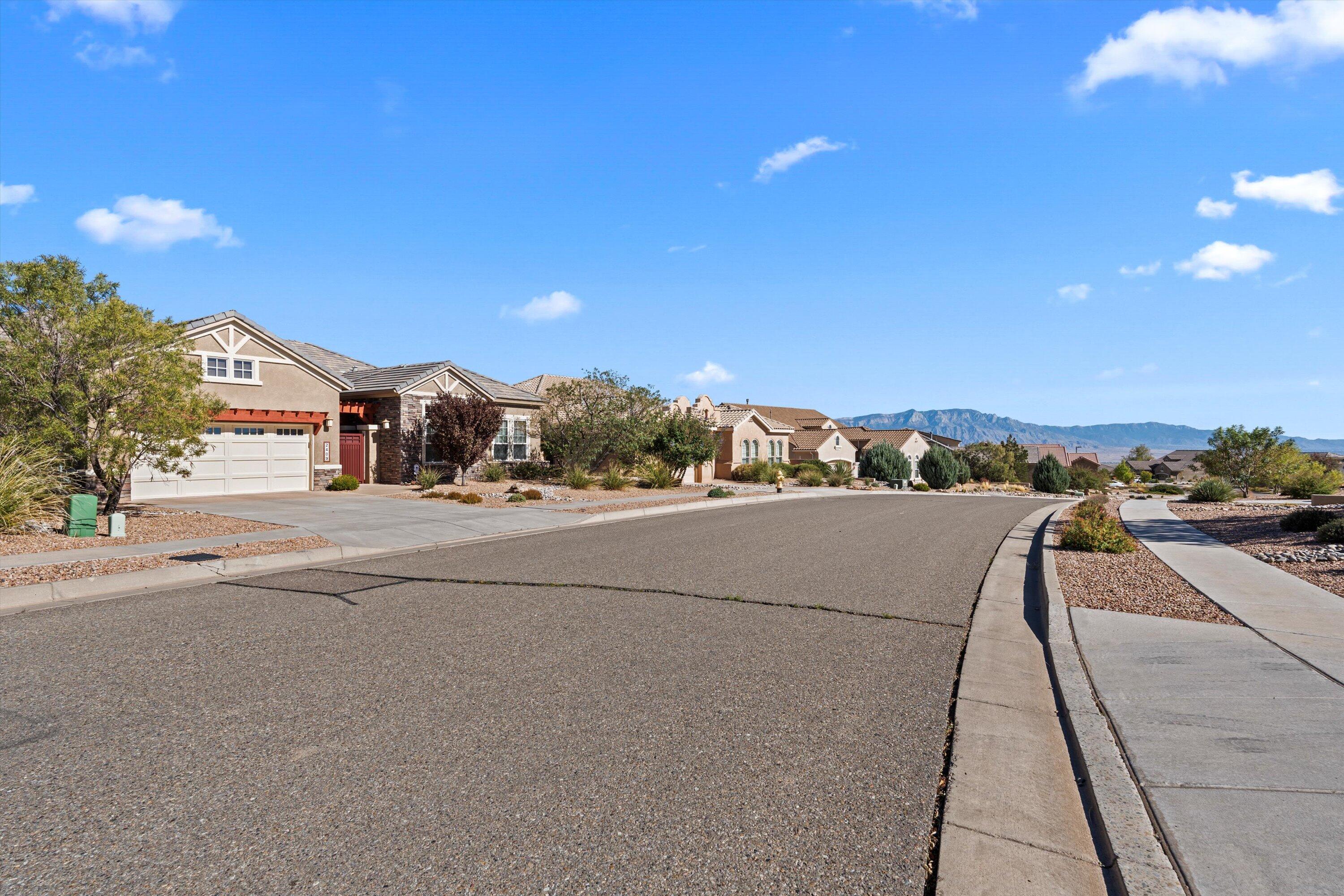 2409 Desert View Road NE