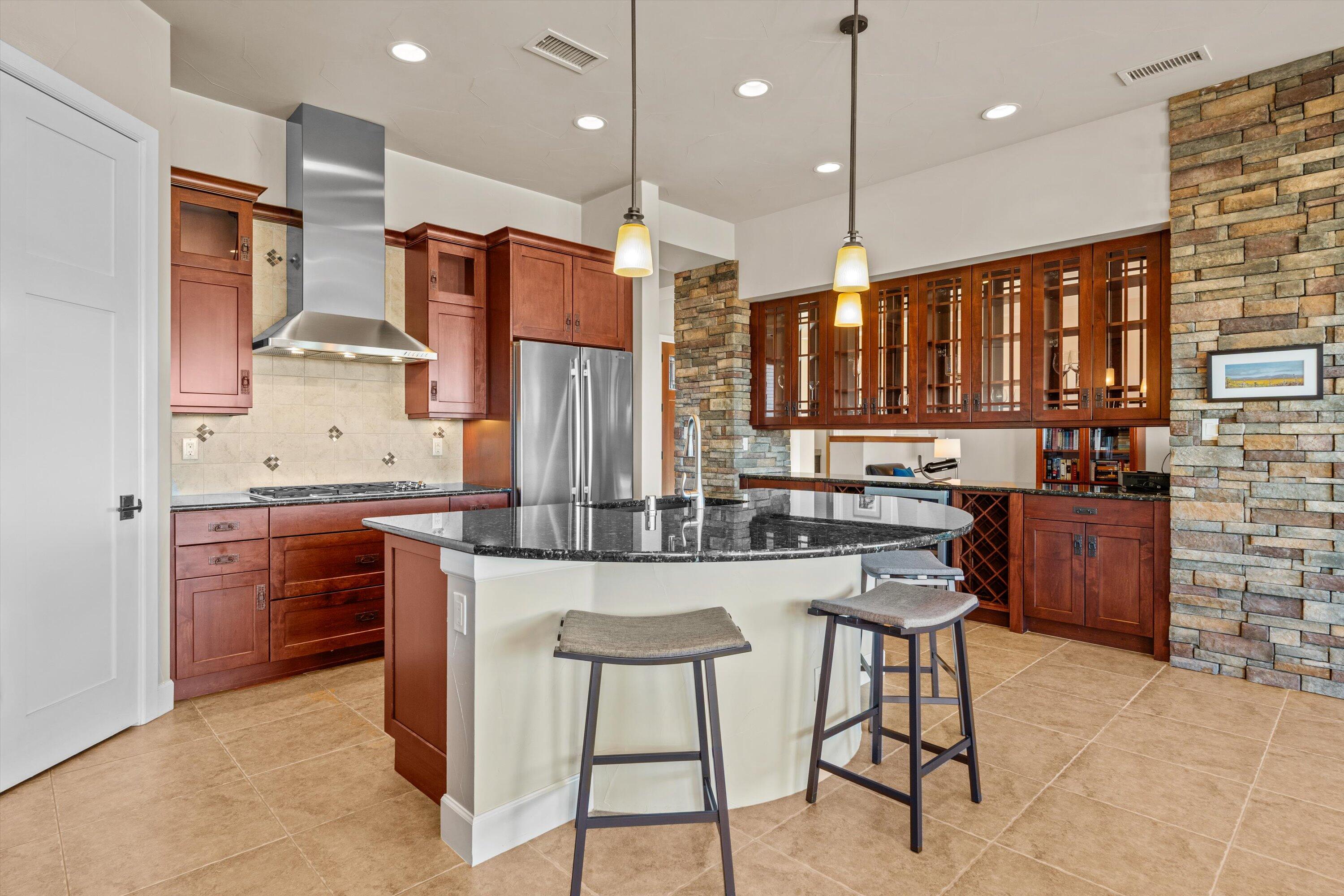 2409 Desert View Road NE