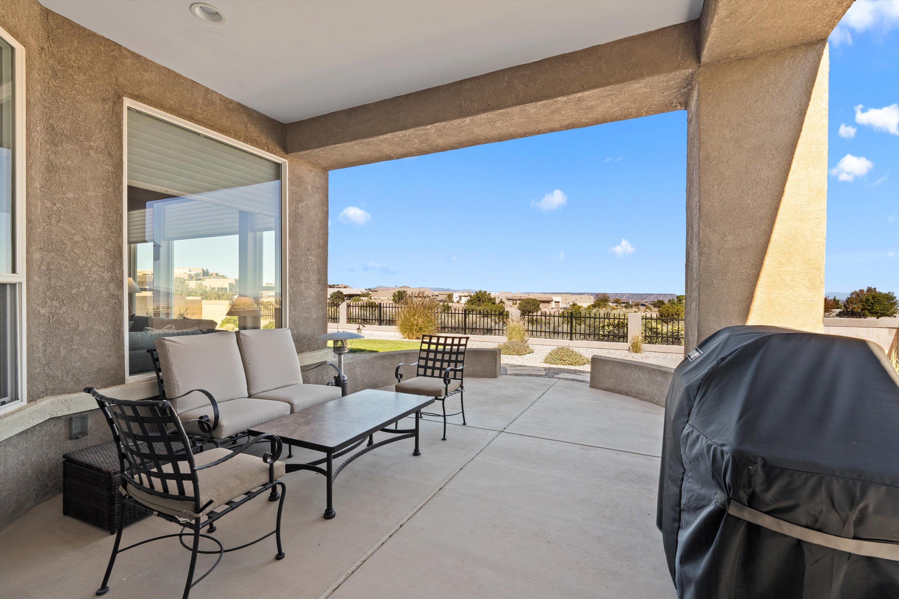 2409 Desert View Road NE