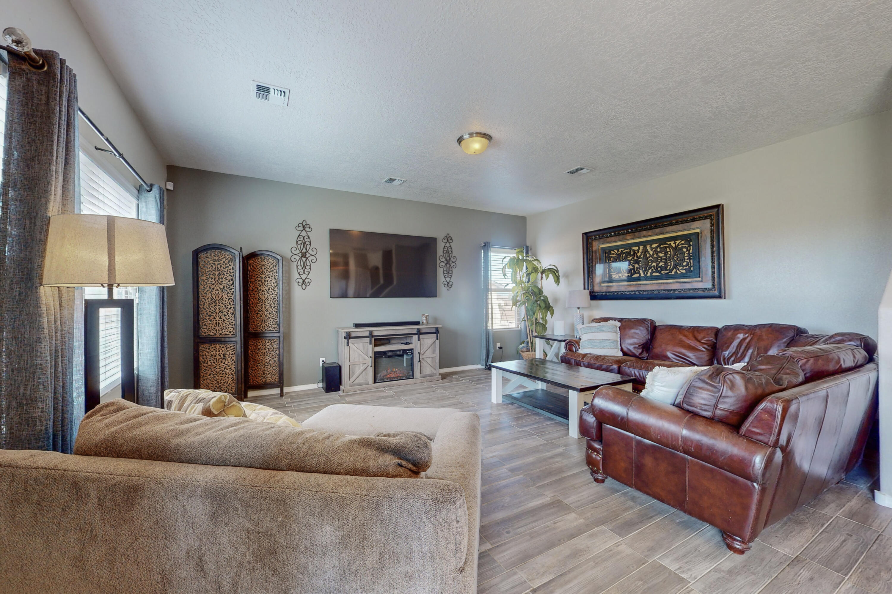 6917 Mountain Hawk Loop NE