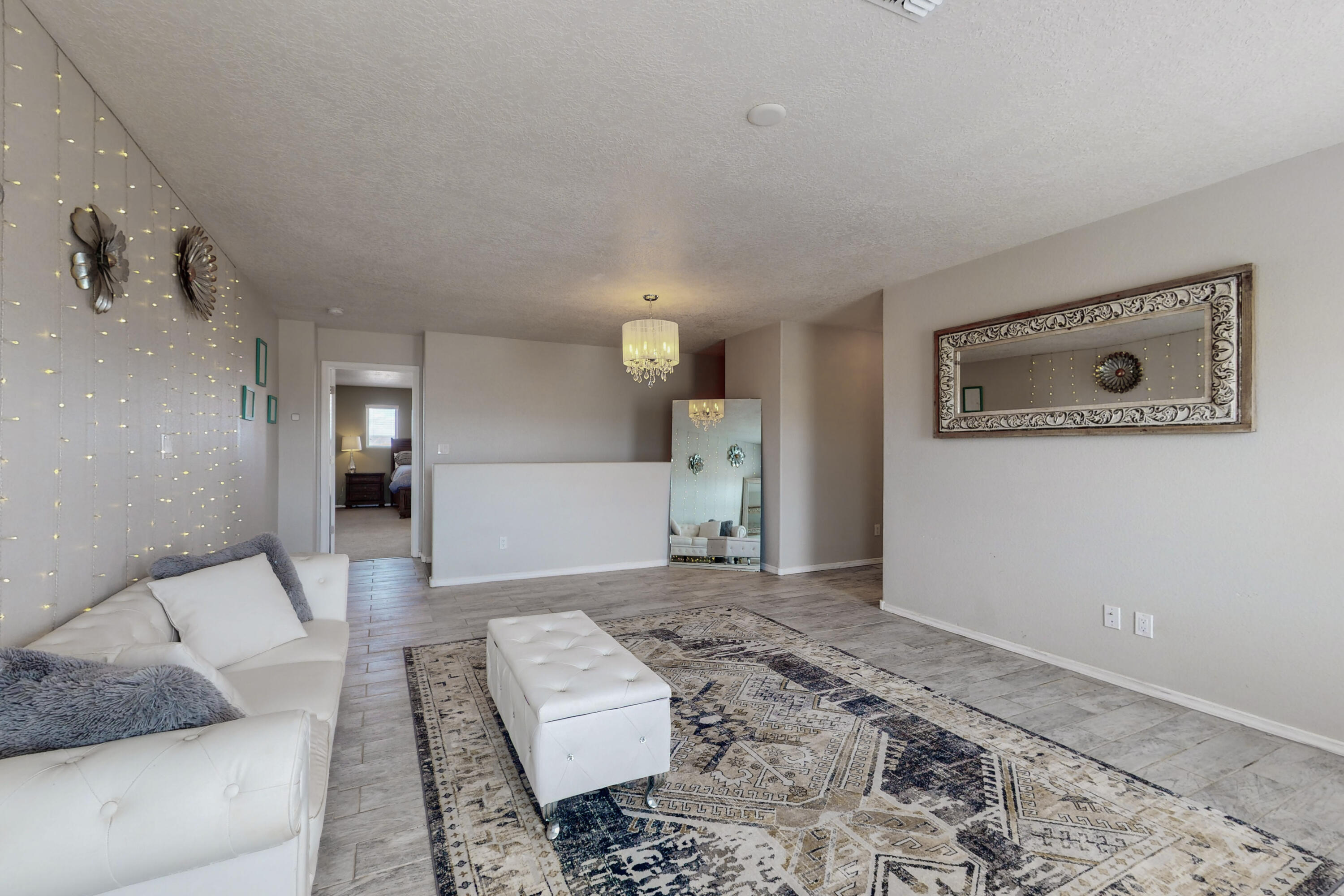 6917 Mountain Hawk Loop NE