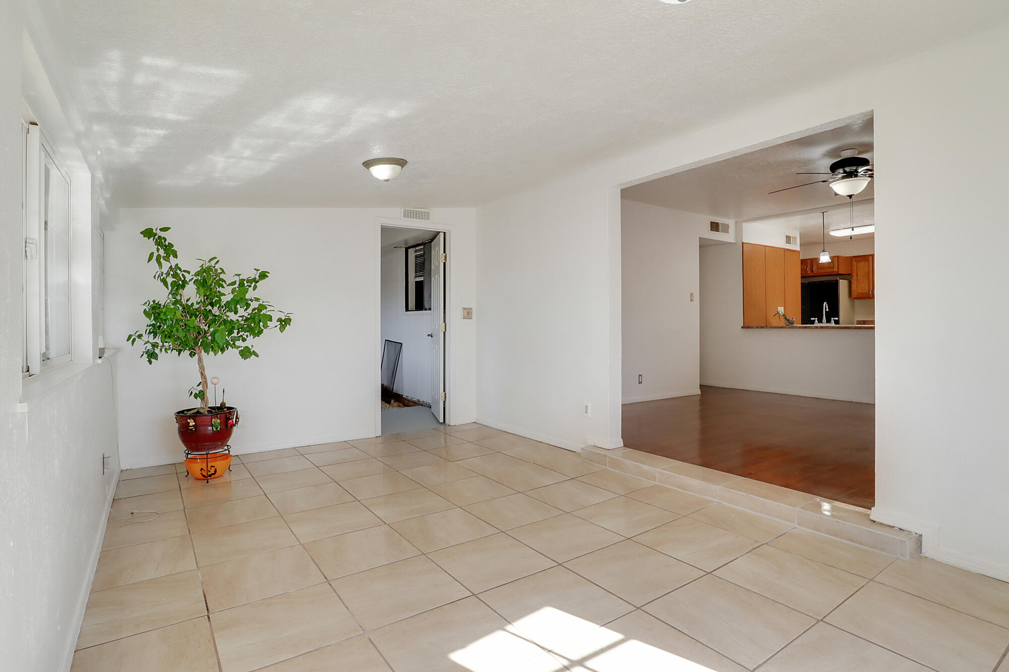 1513 Joanne Court SW