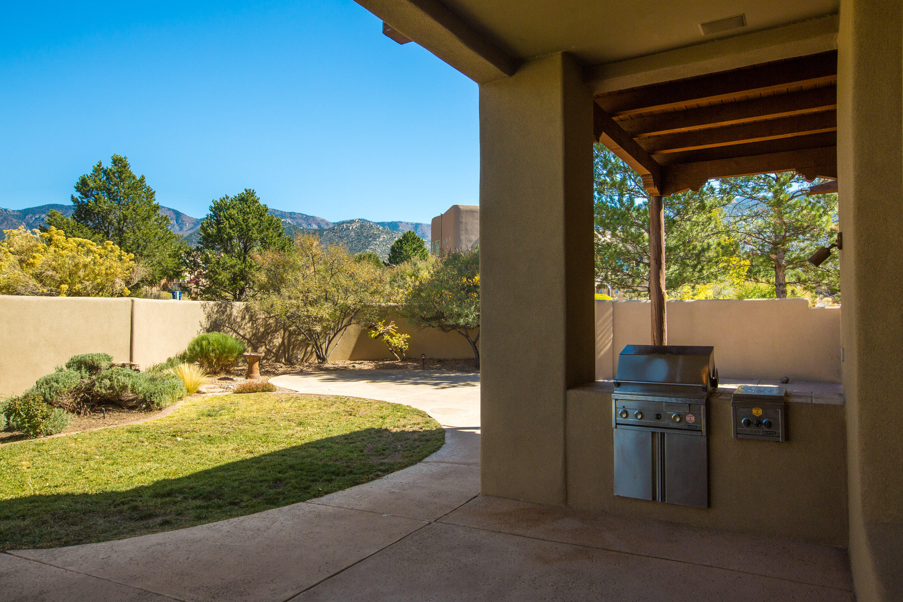 13423 Desert Zinnia Court NE