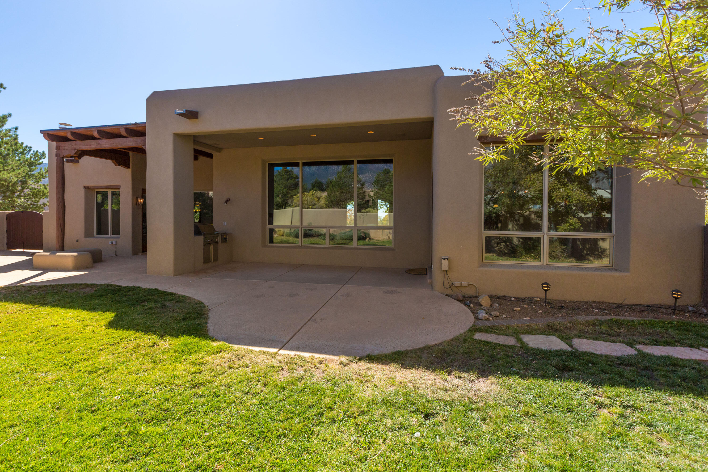 13423 Desert Zinnia Court NE