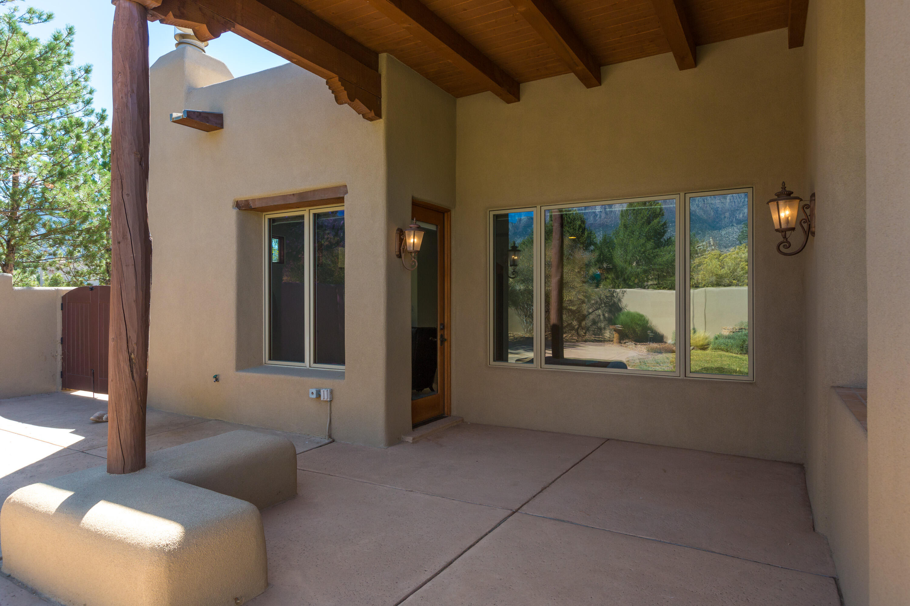 13423 Desert Zinnia Court NE