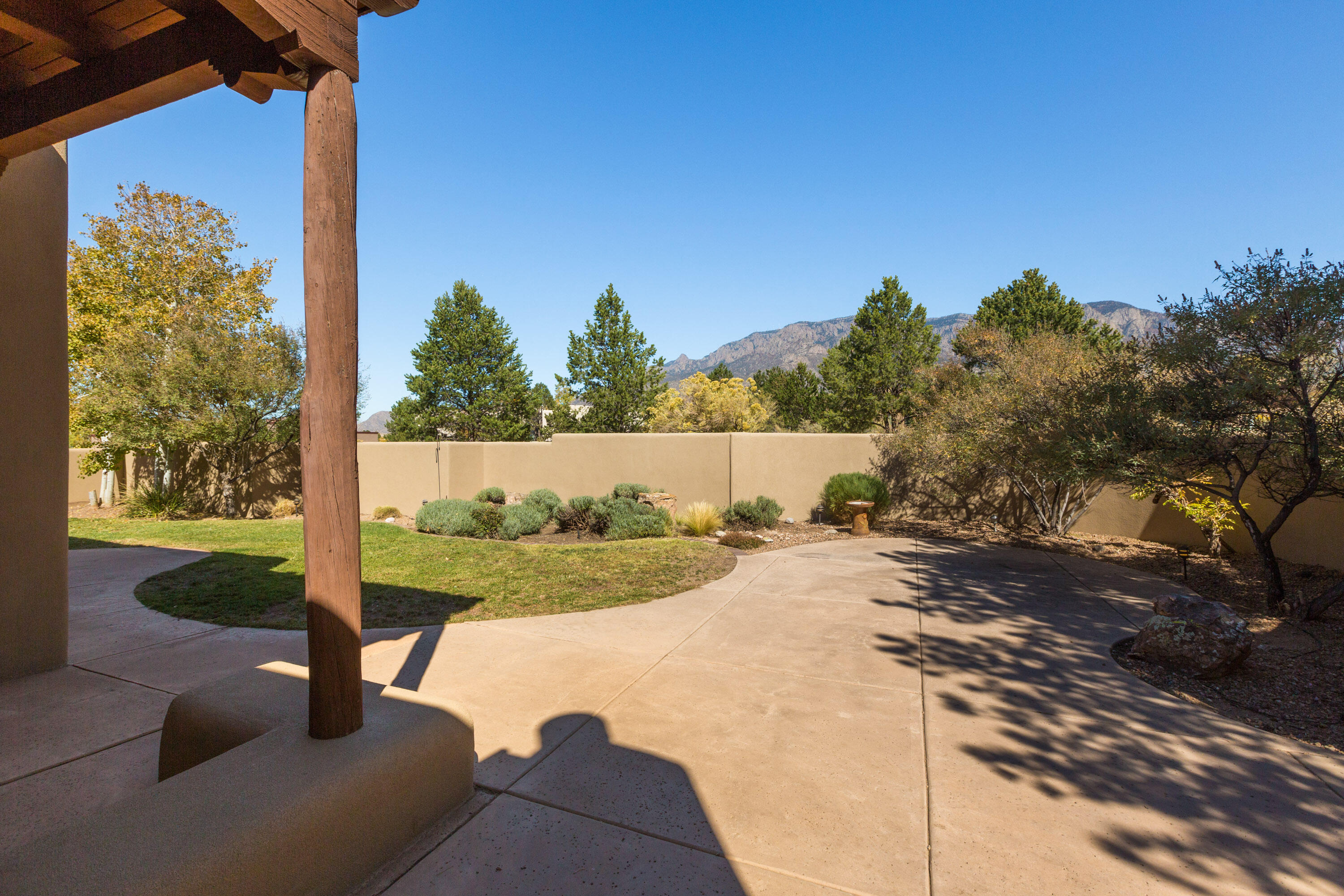 13423 Desert Zinnia Court NE