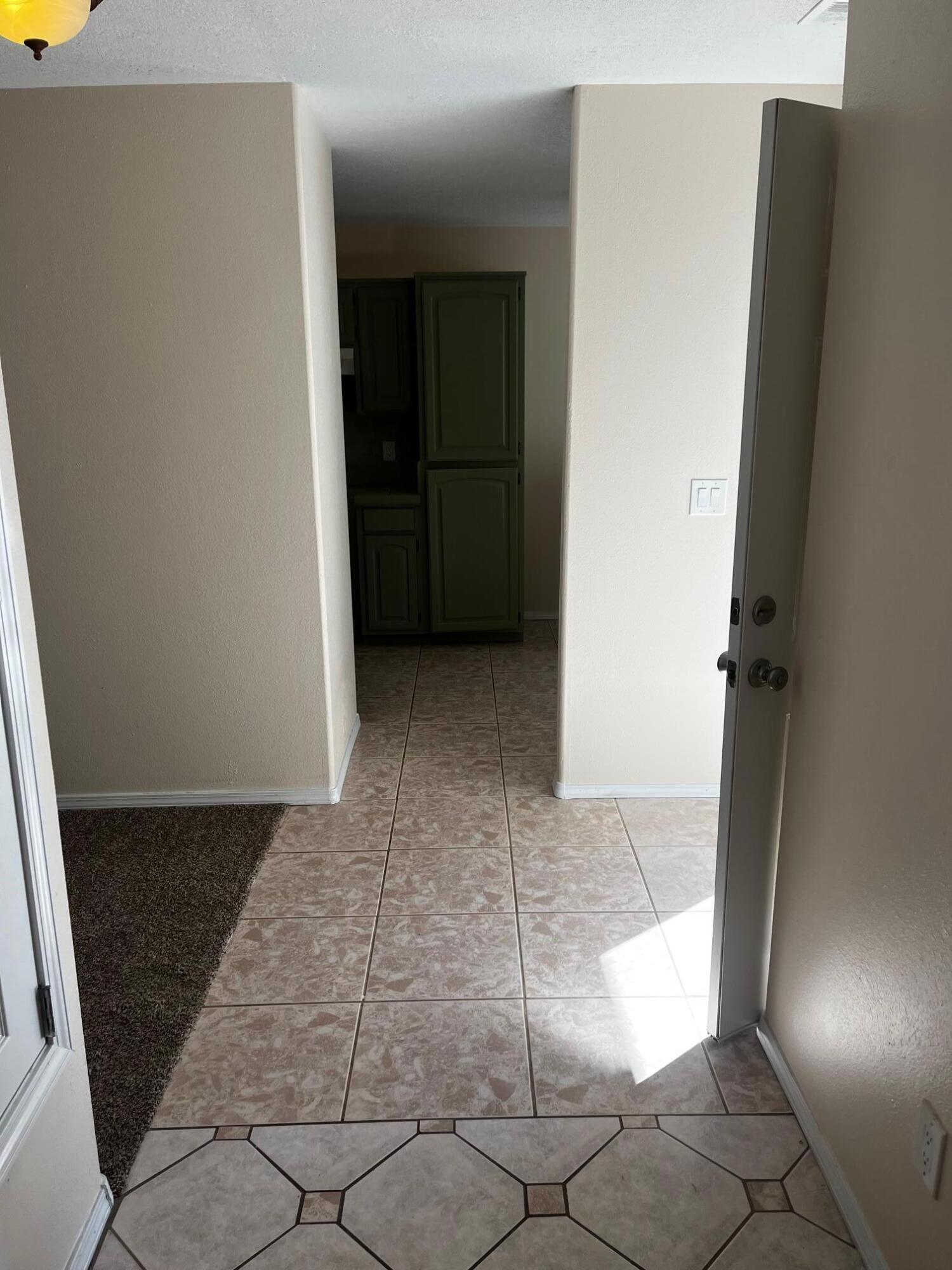 226 Calle De Las Familias NW