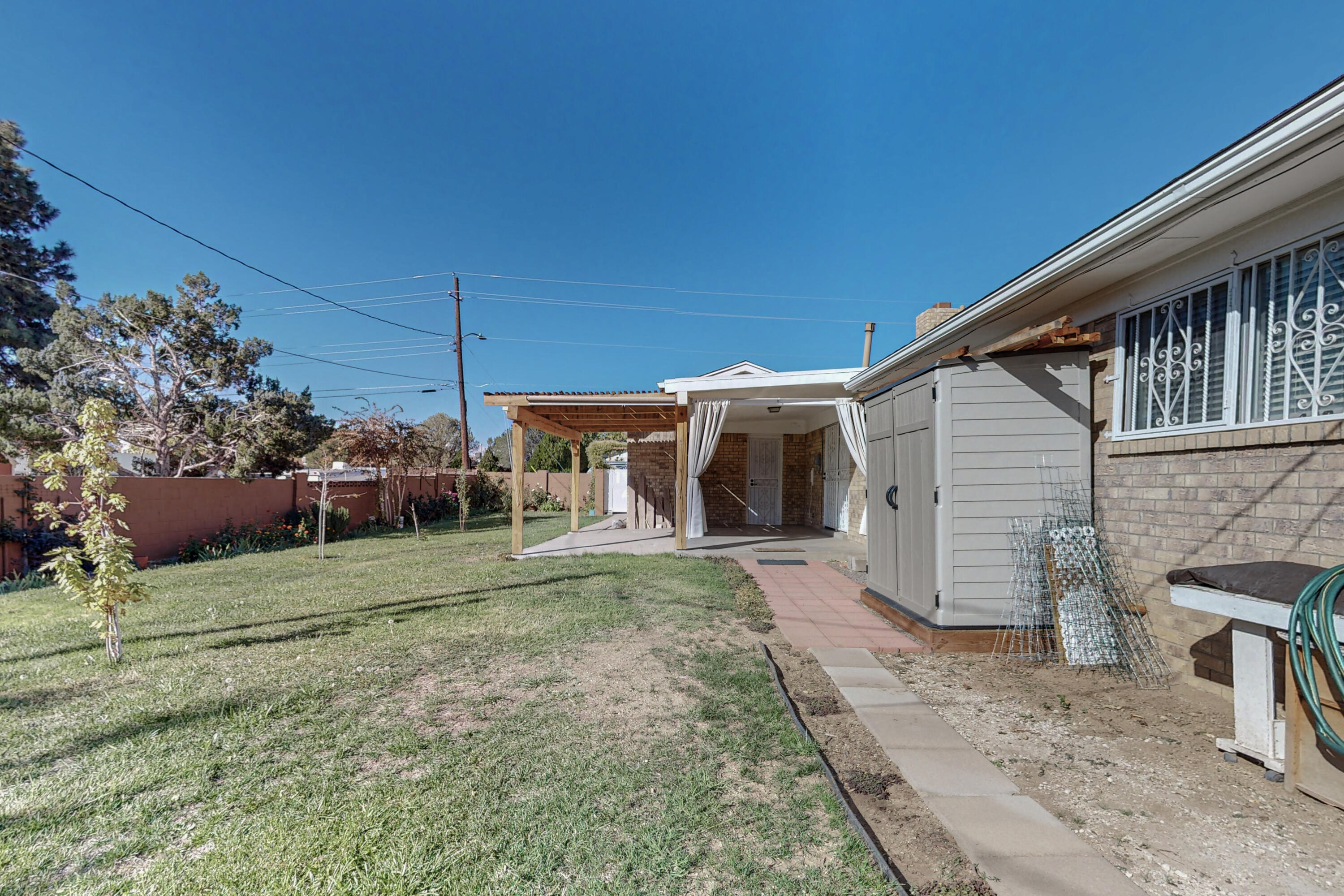 1125 Upland Drive NE