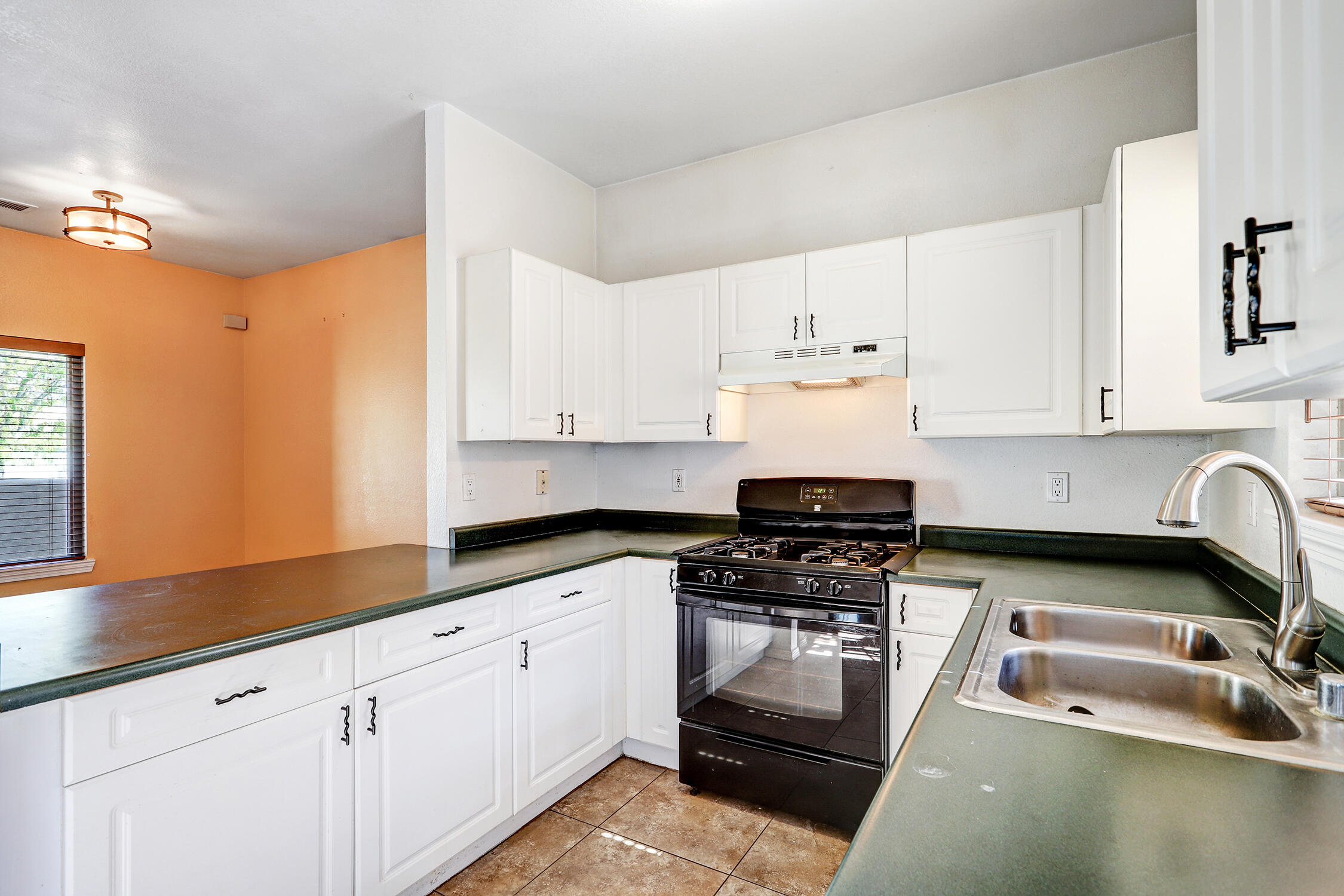448 Cordova Avenue NW