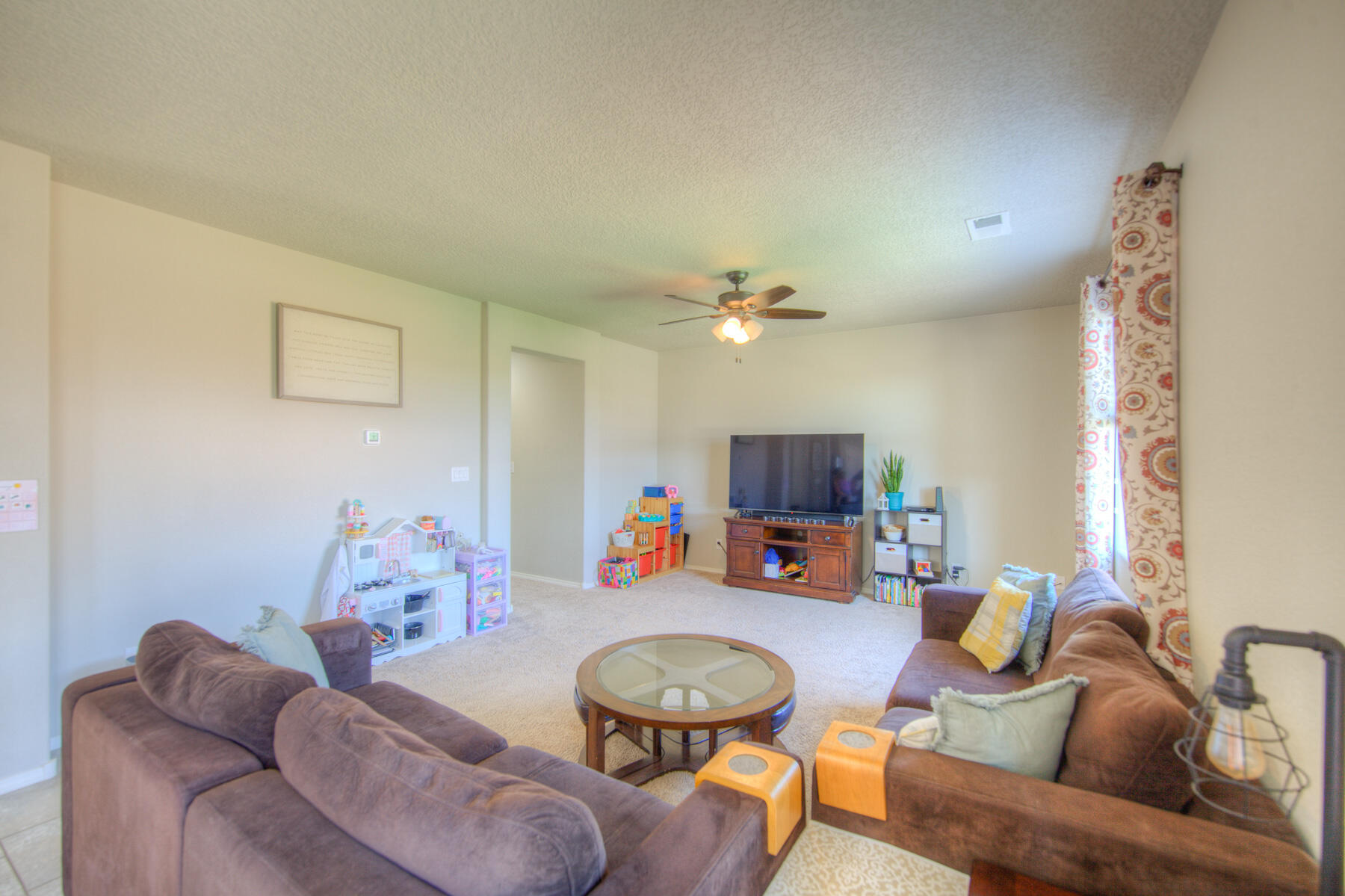 5881 Sandoval Drive NE