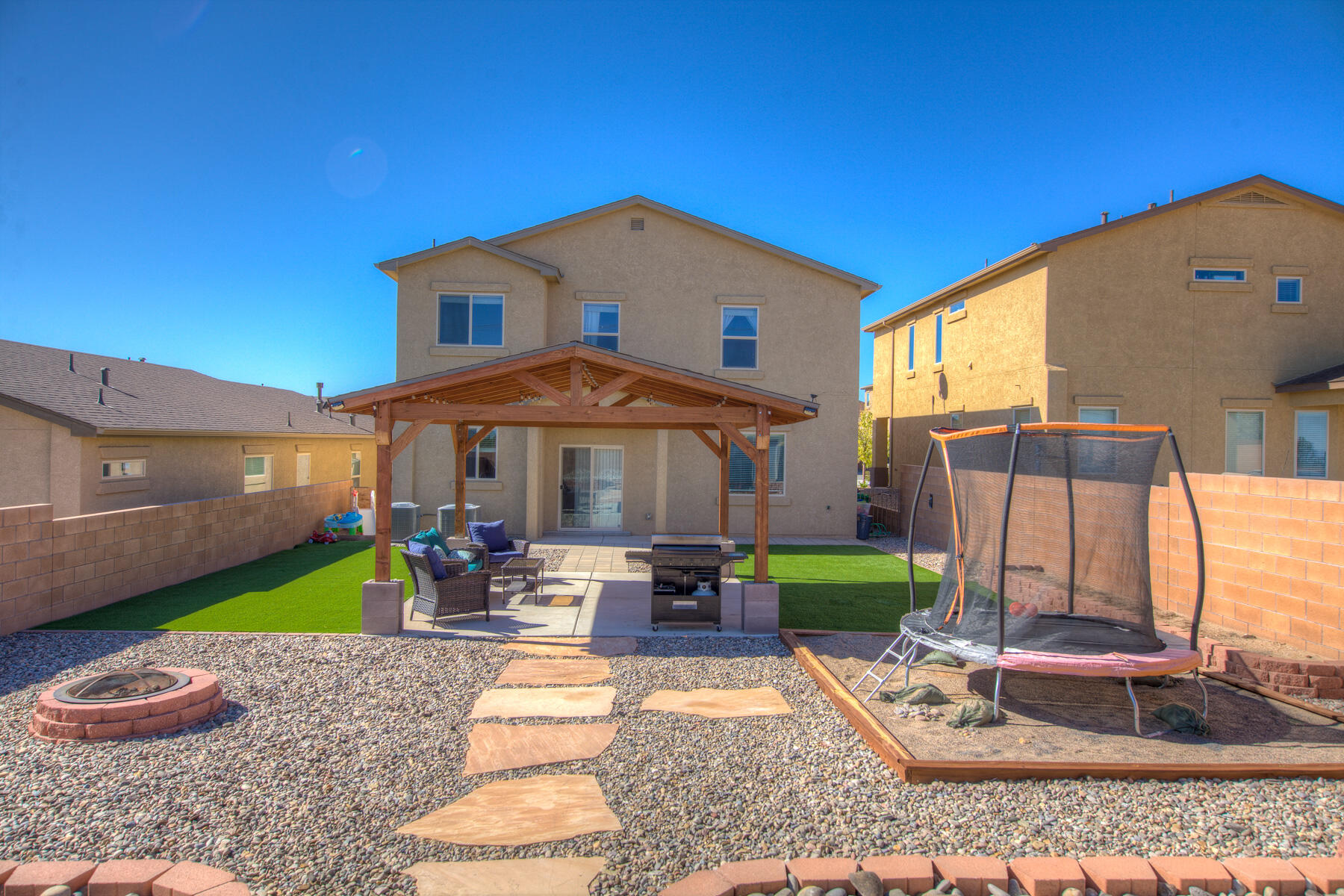 5881 Sandoval Drive NE
