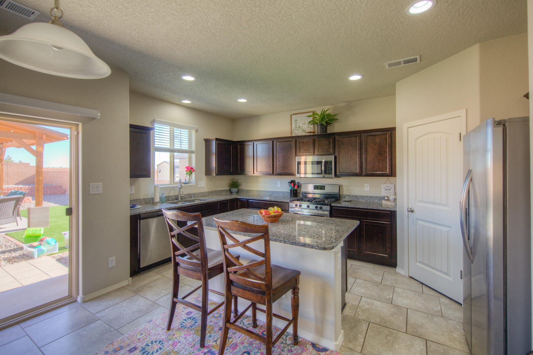 5881 Sandoval Drive NE