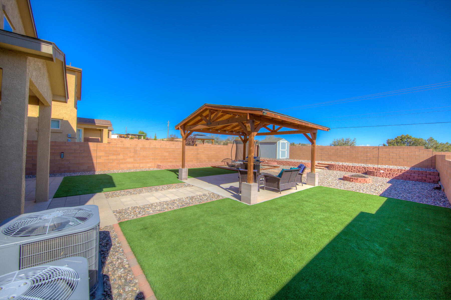 5881 Sandoval Drive NE