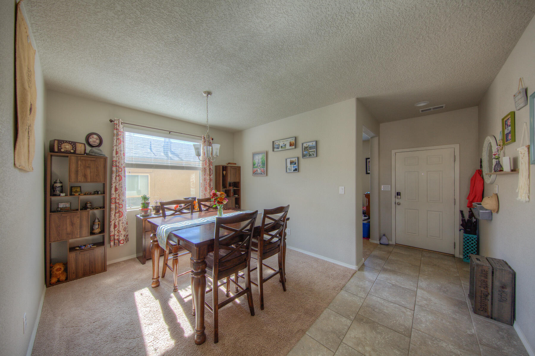 5881 Sandoval Drive NE