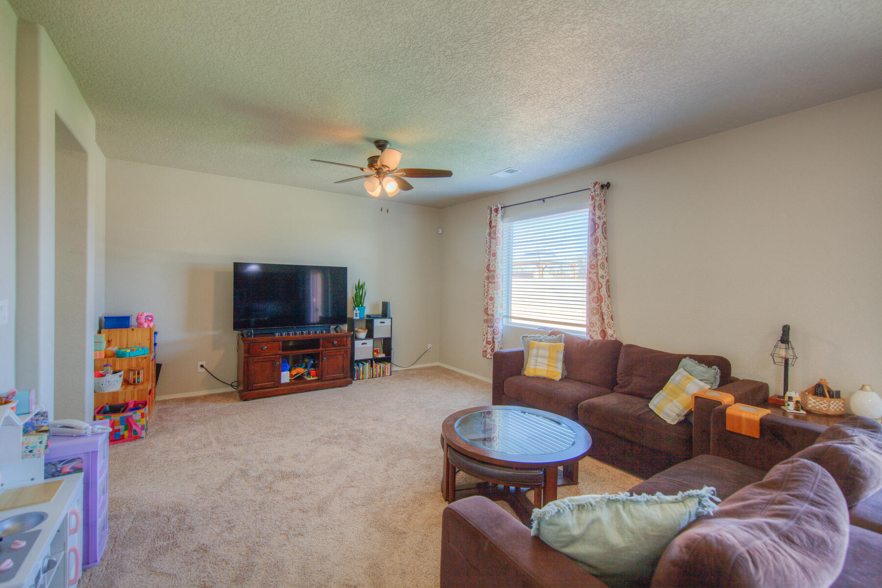 5881 Sandoval Drive NE