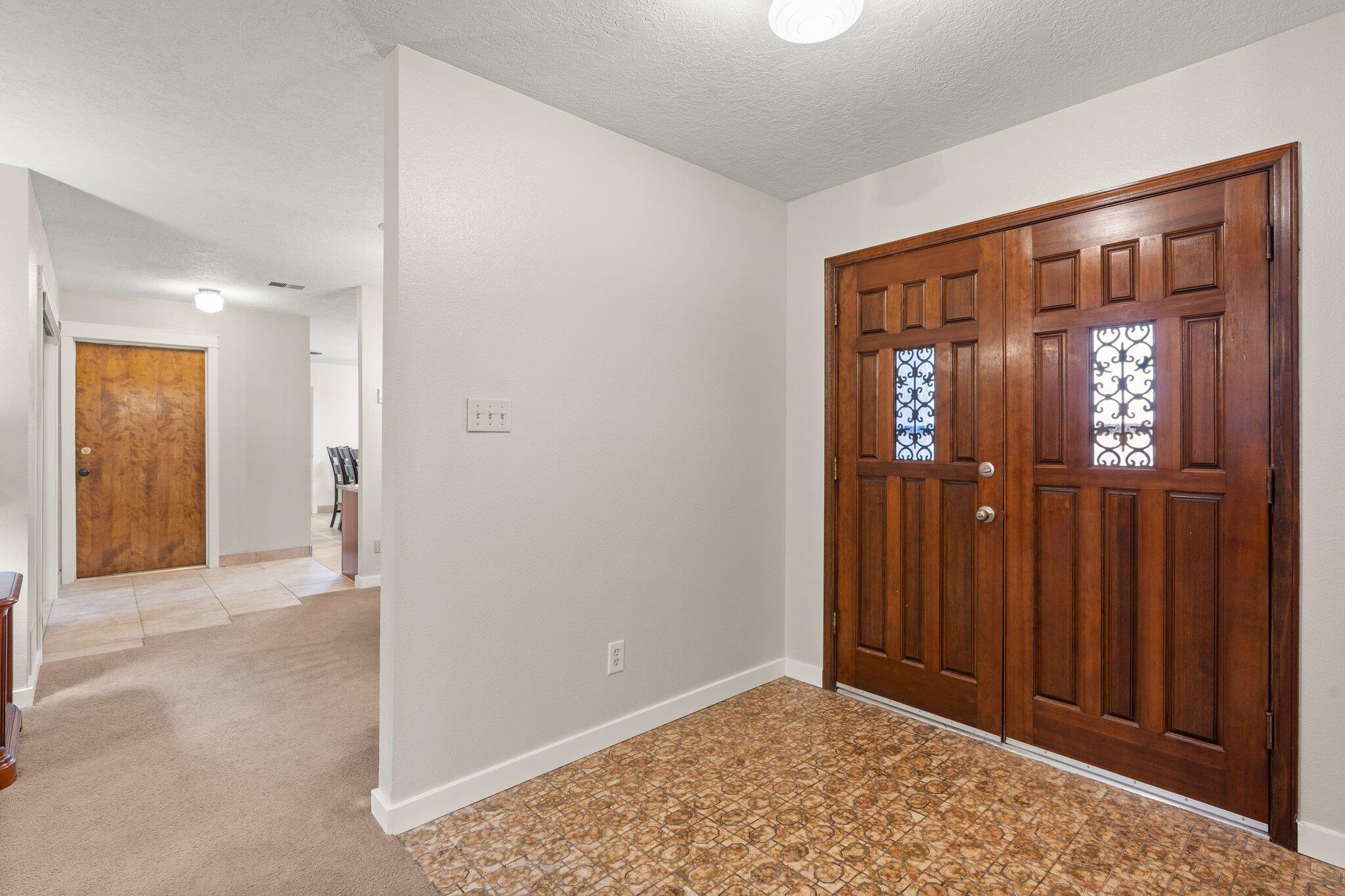 912 Paisano Drive